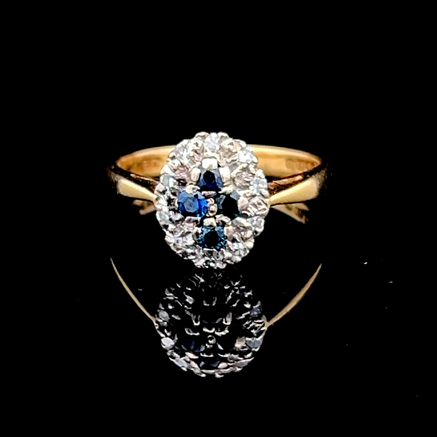 18K Yellow Gold Sapphire & Diamond Cluster Ring