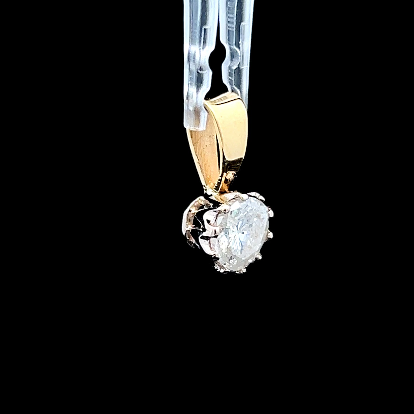 18K Yellow Gold Diamond Pendant APPX 1.2 CTS