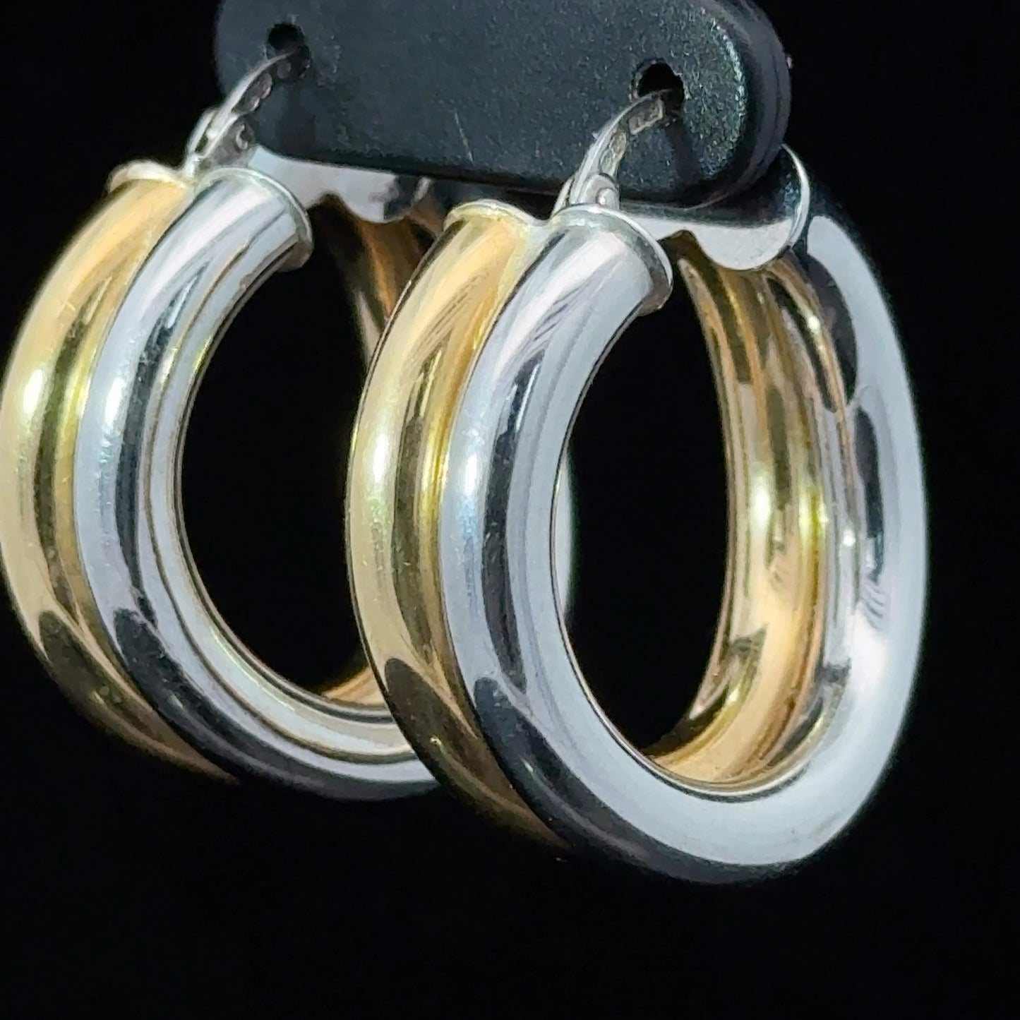 18K White Gold & Yellow Gold Hoops