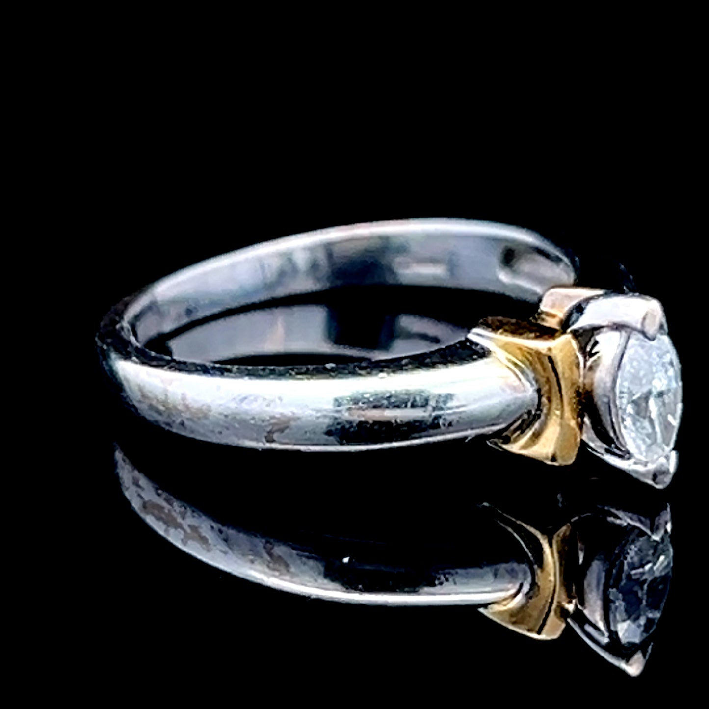 18K White Gold With Yellow Gold Mount Diamond Marquise Ring