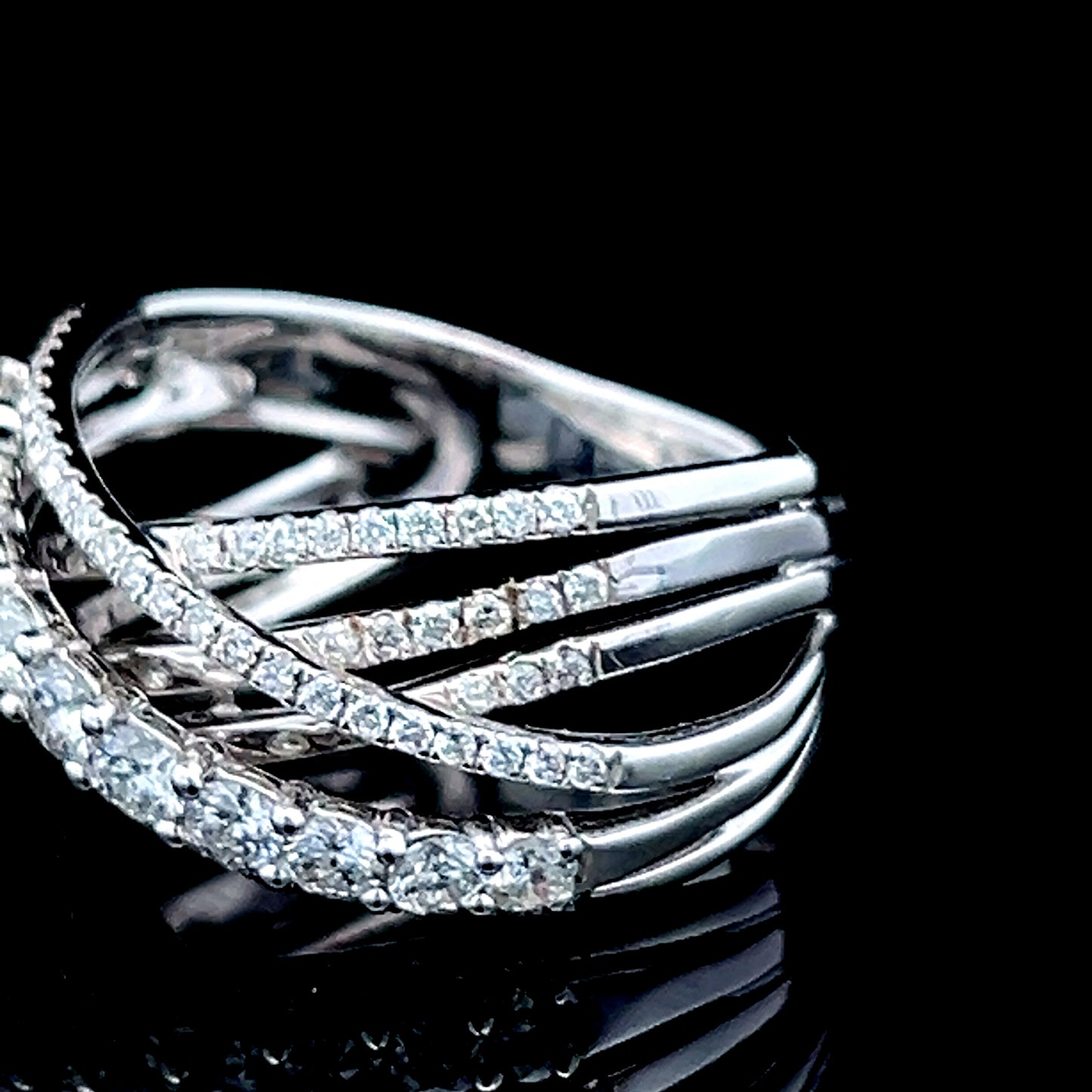 18K White Gold Diamond Dress Ring APPX 1.9 CTS