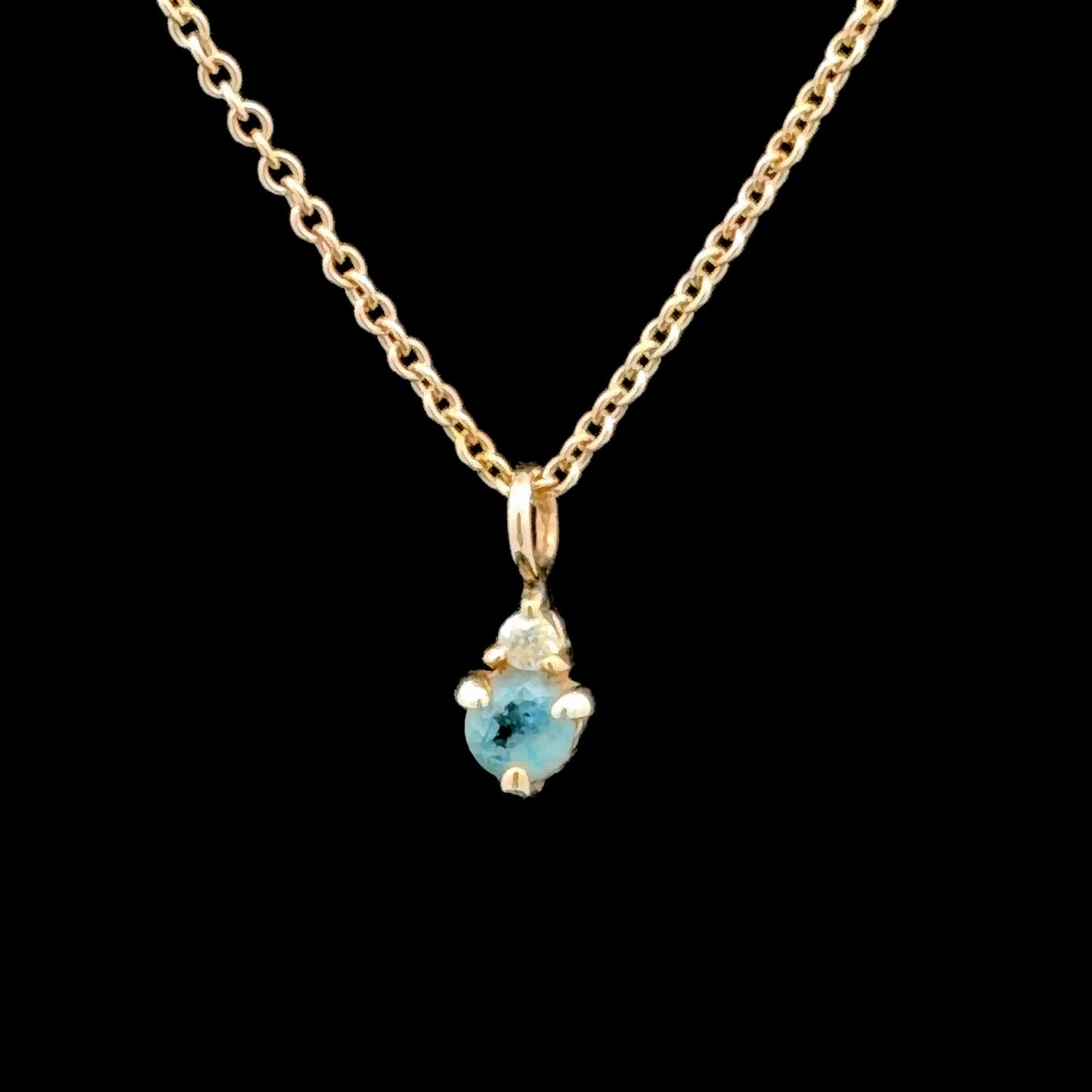 9K Yellow Gold Topaz & Diamond Pendant & Chain