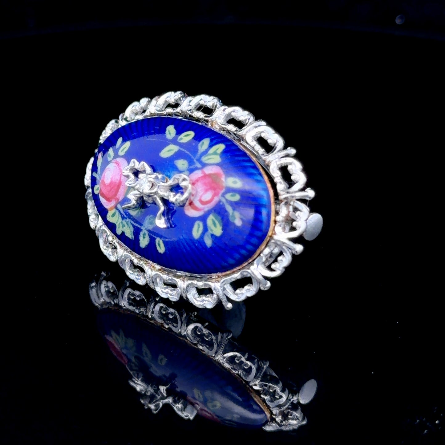 18K Yellow Gold / White Gold & Diamond Enamel Brooch