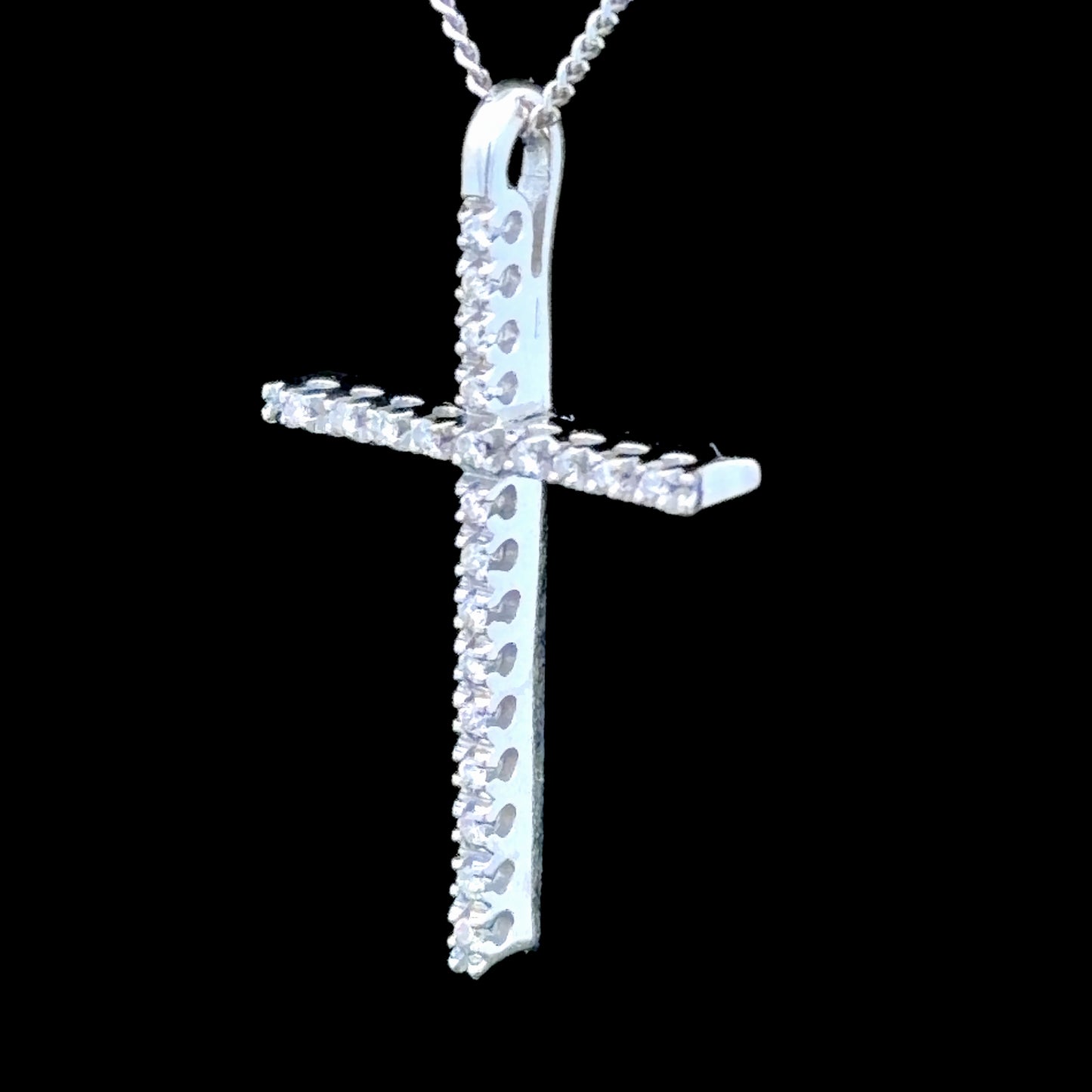 18K White Gold Diamond Cross APPX 0.25 CTS