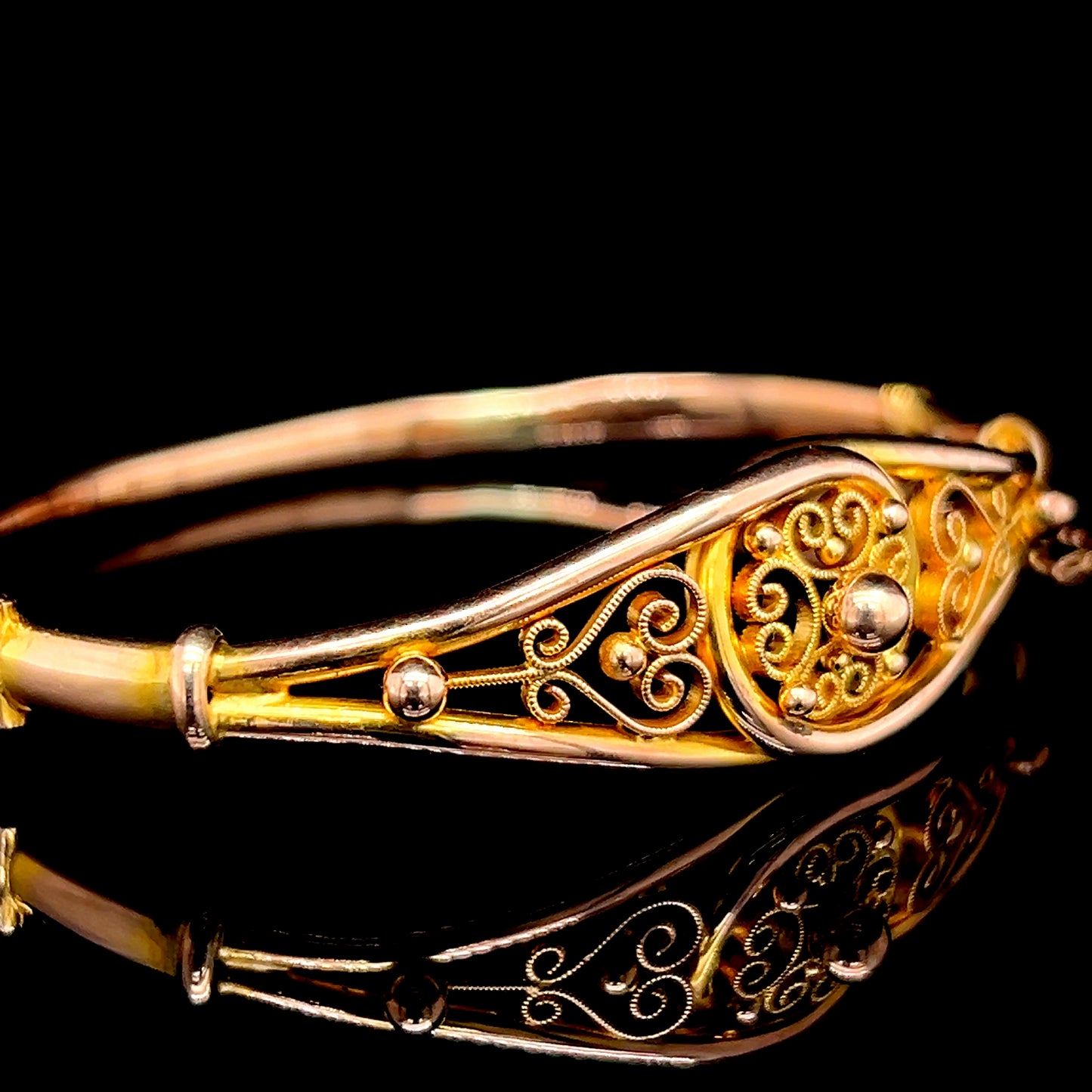 9K Yellow Gold Ornate Bangle