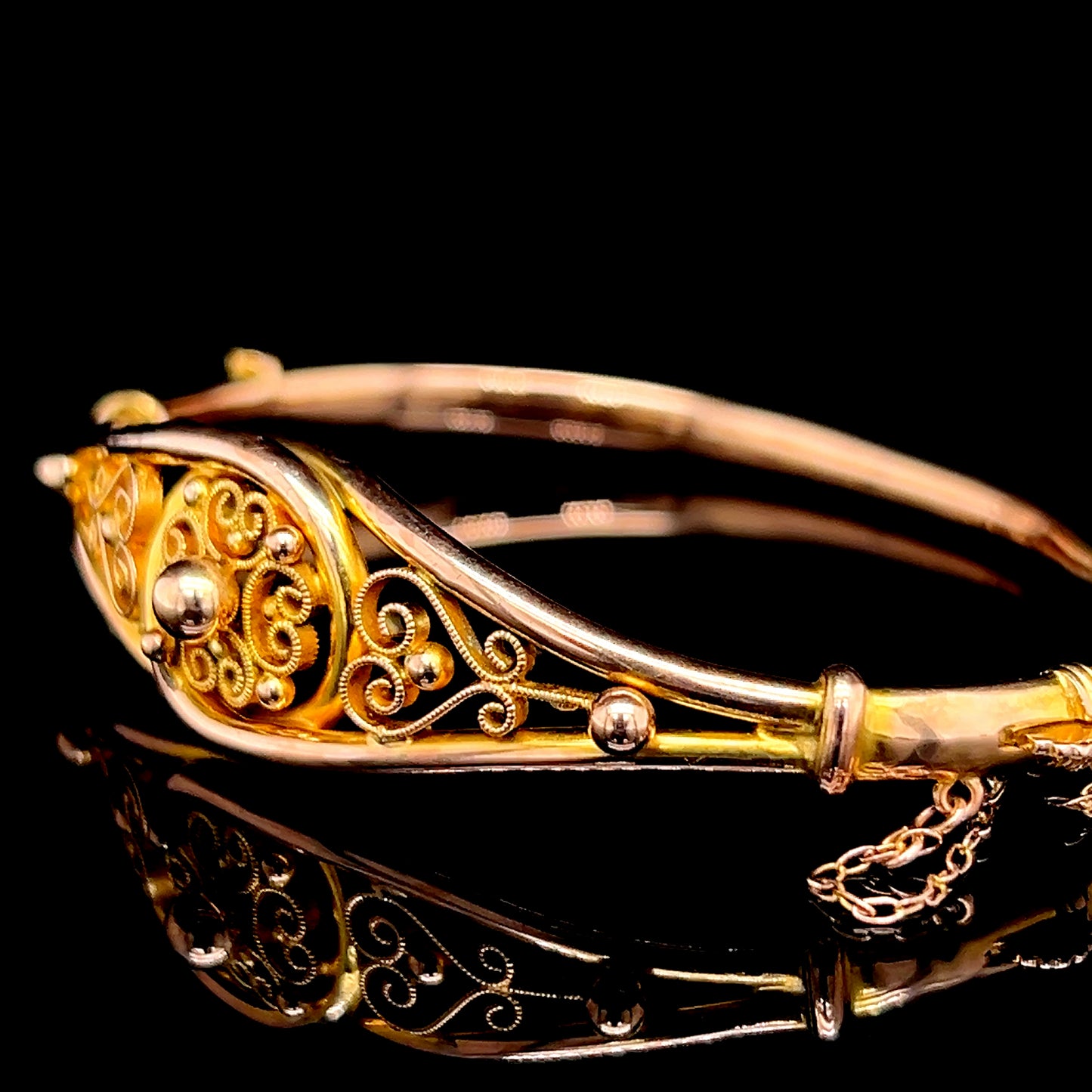 9K Yellow Gold Ornate Bangle