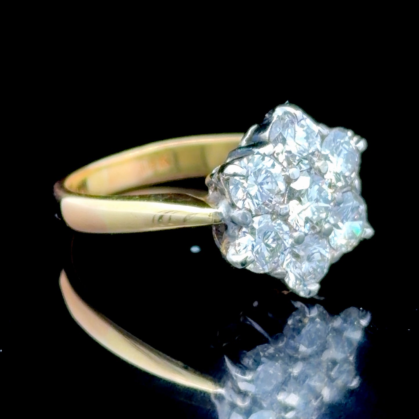 18K Yellow Gold Diamond Daisy Cluster Ring APPX 2.0 CTS