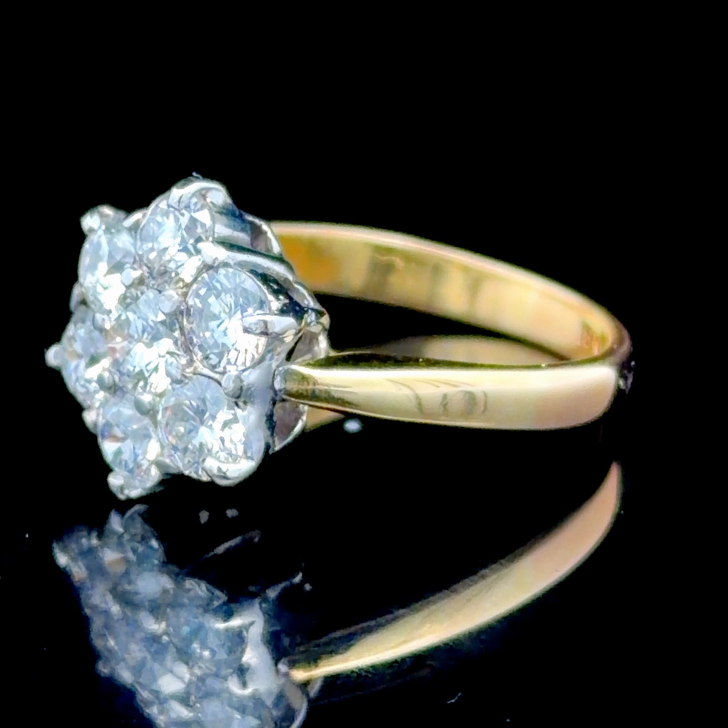 18K Yellow Gold Diamond Daisy Cluster Ring APPX 2.0 CTS