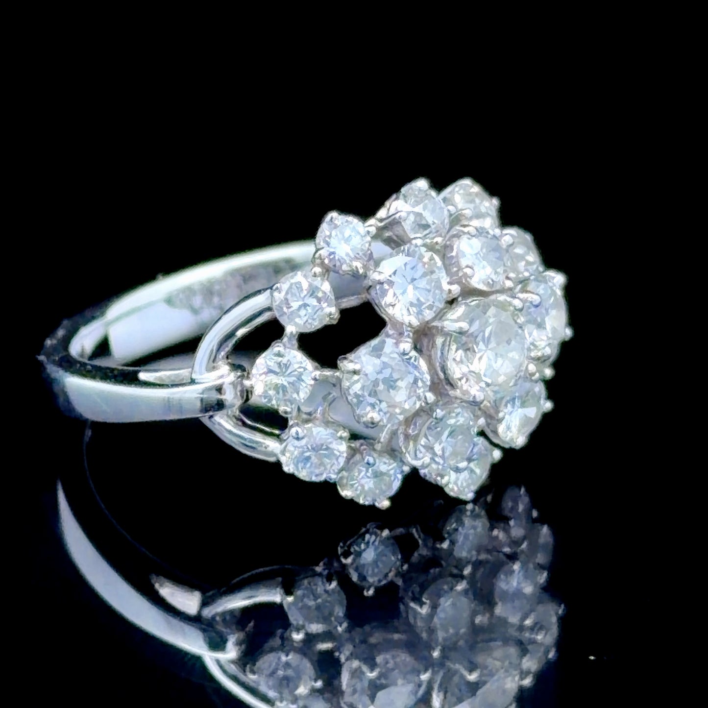 18K White Gold Diamond Cluster Ring APPX 2 CTS