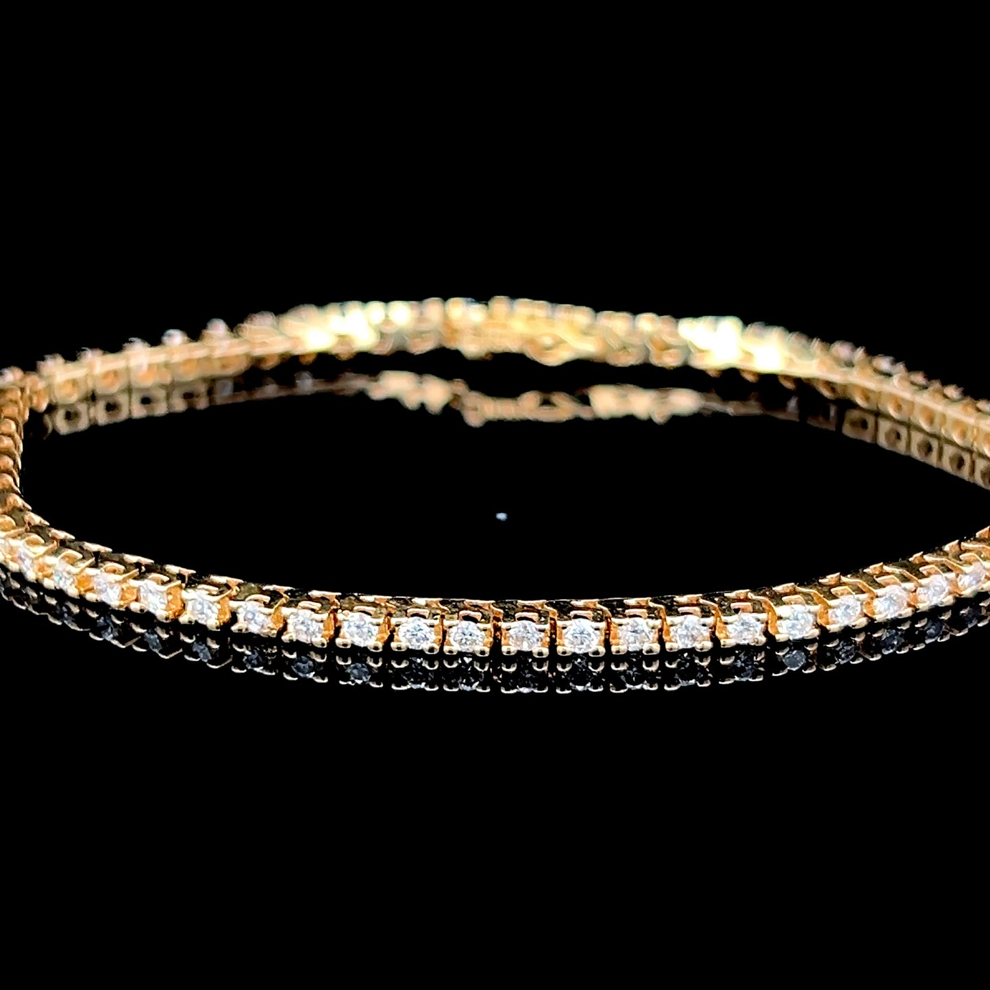 18K Yellow Gold Diamond Tennis Bracelet APPX 3.0 CTS