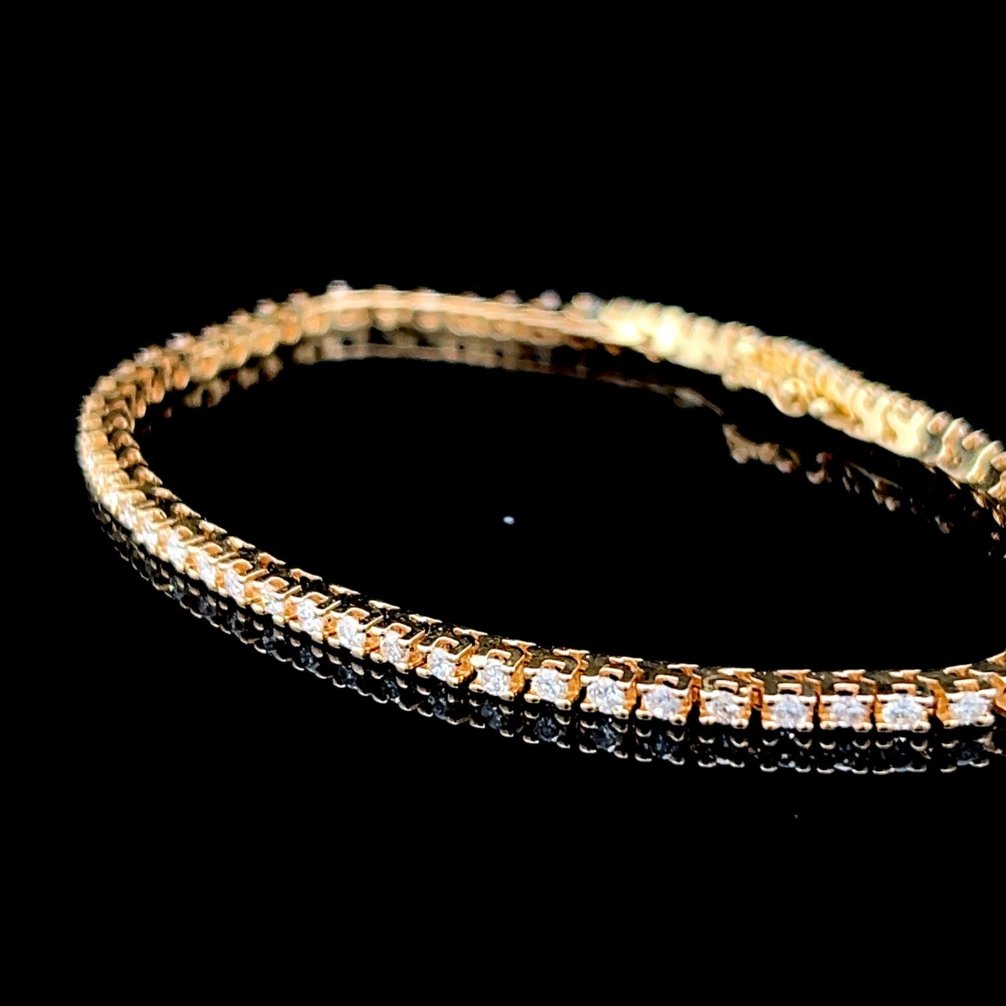 18K Yellow Gold Diamond Tennis Bracelet APPX 3.0 CTS