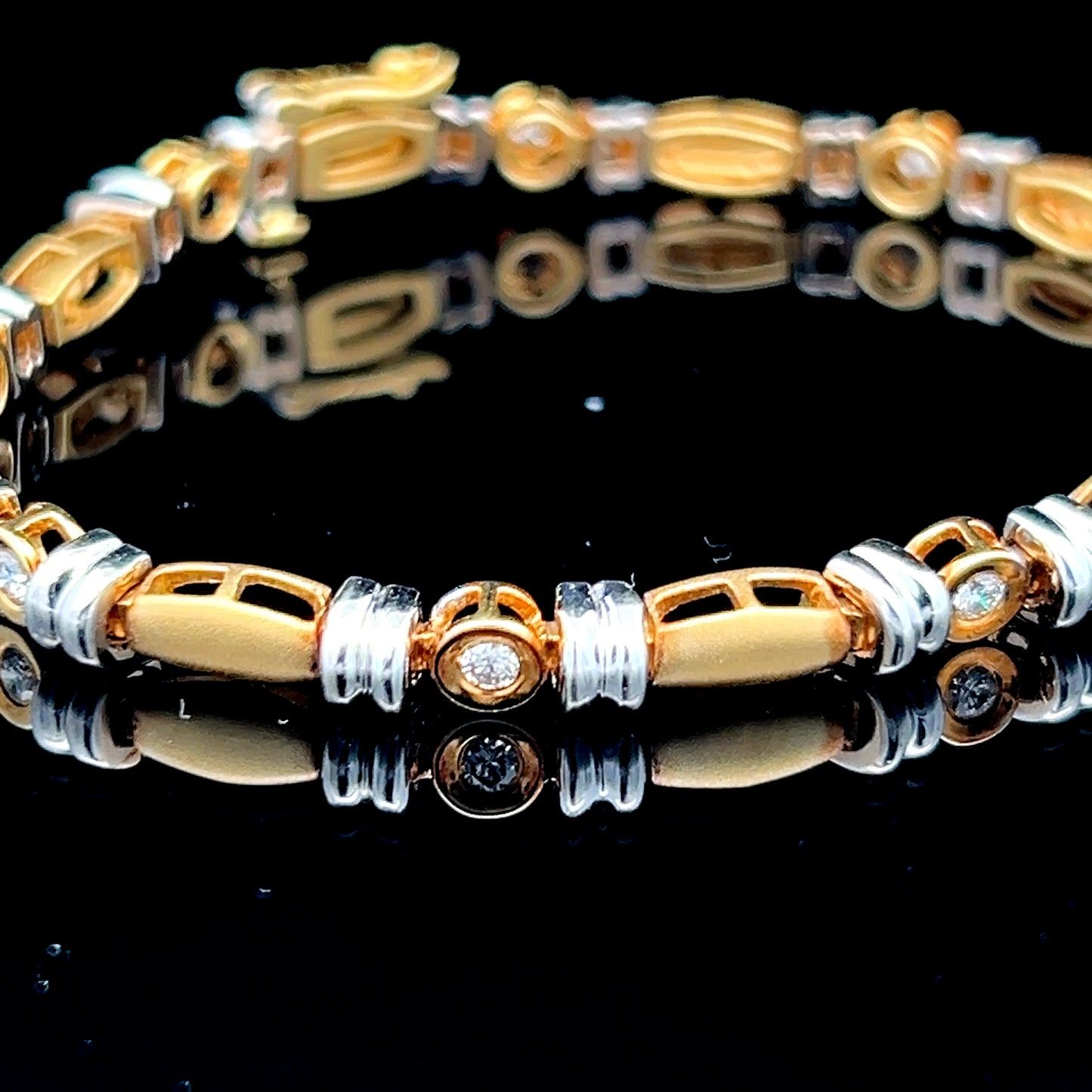 18K Yellow Gold / White Gold Diamond Bracelet