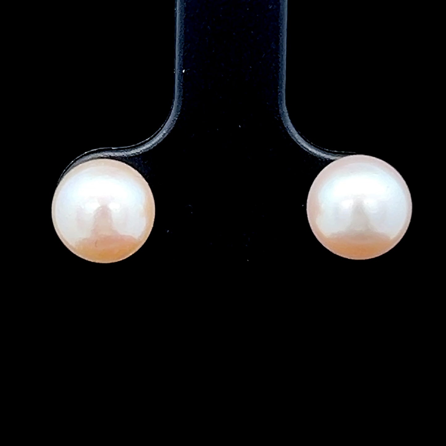 9K Yellow Gold Pearl Studs