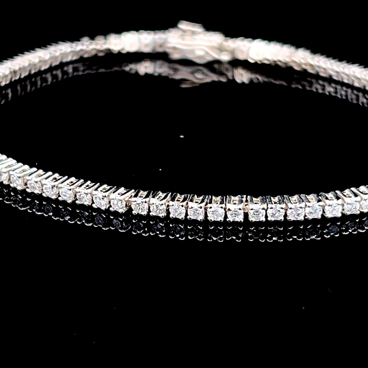 14K White Gold Diamond Tennis Bracelet APPX 3.0 CTS