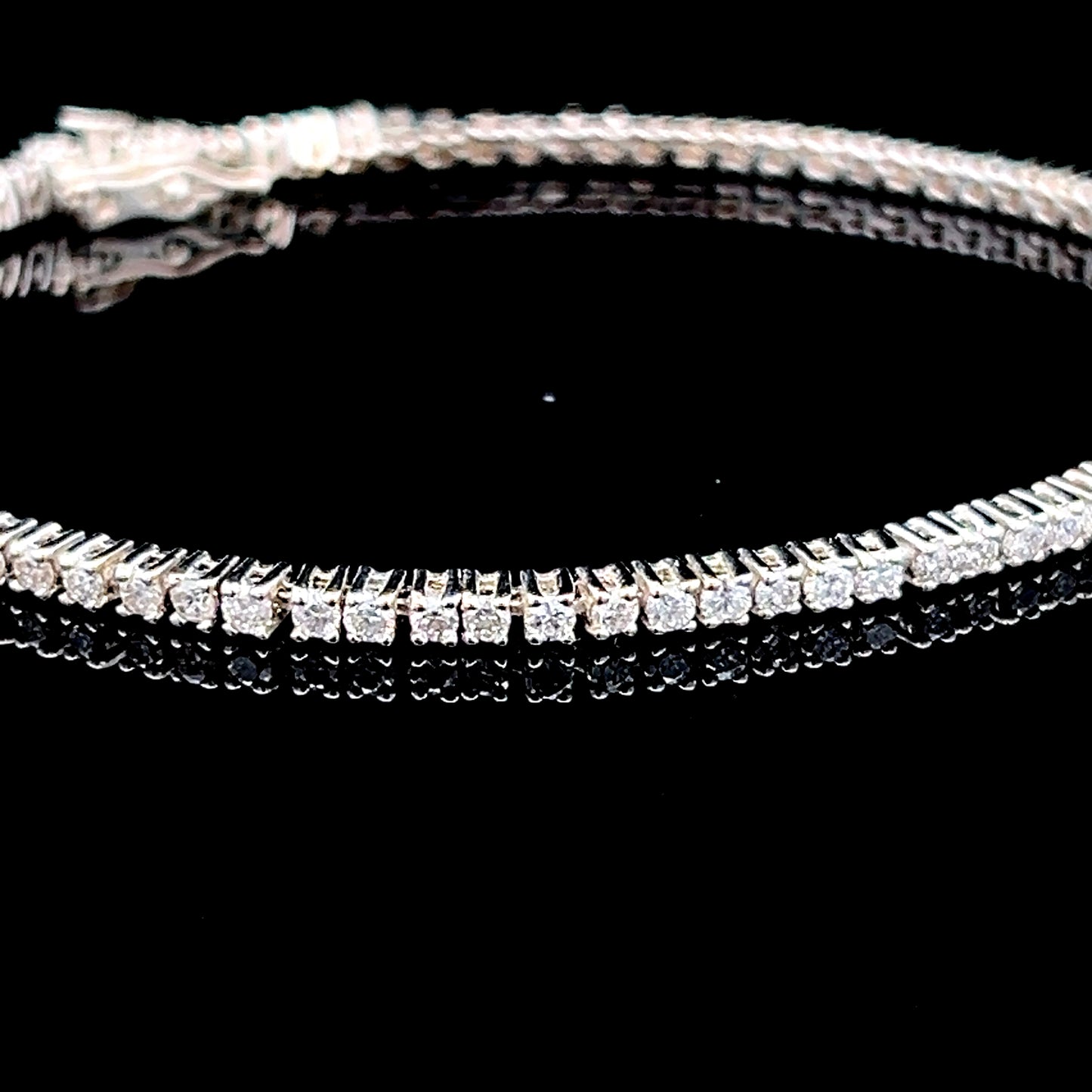 14K White Gold Diamond Tennis Bracelet APPX 3.0 CTS