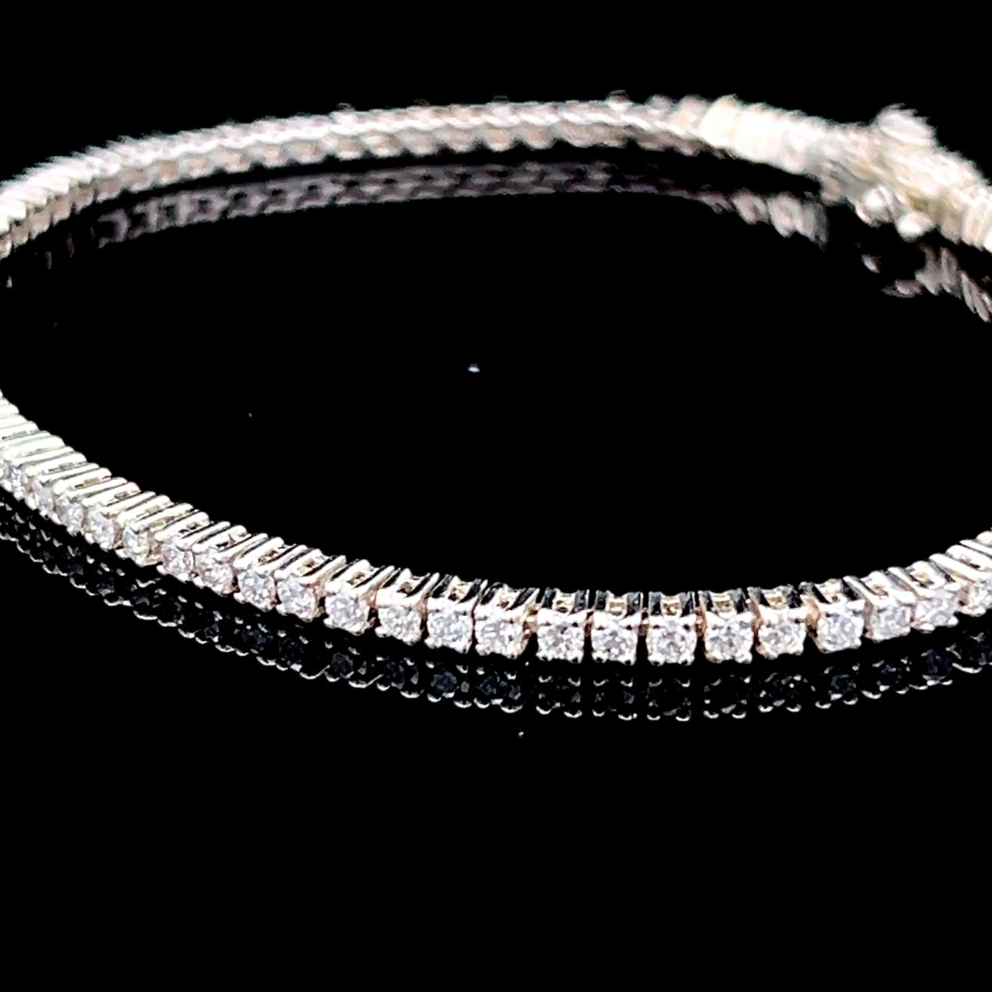 14K White Gold Diamond Tennis Bracelet APPX 3.0 CTS