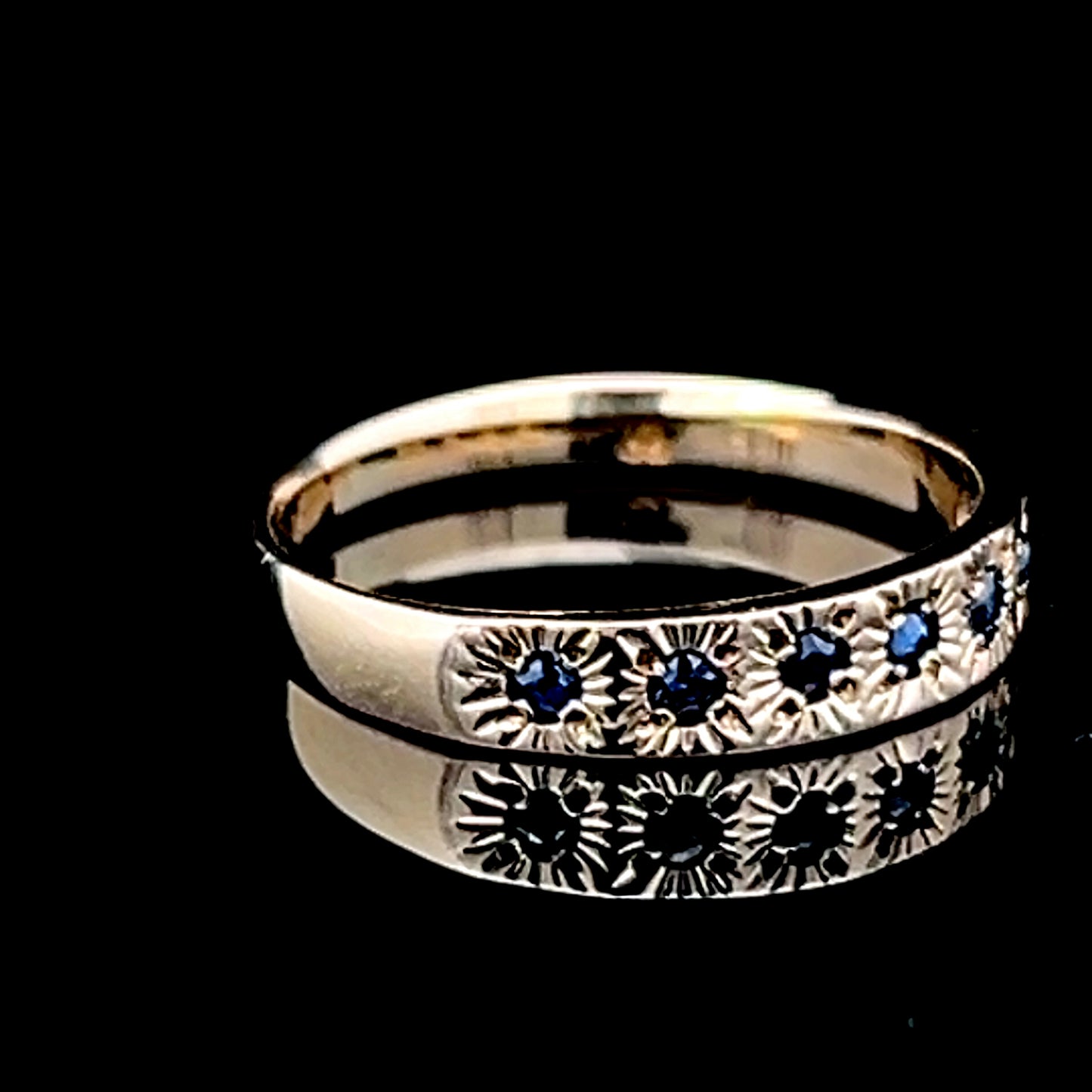 9K Yellow Gold Sapphire Band