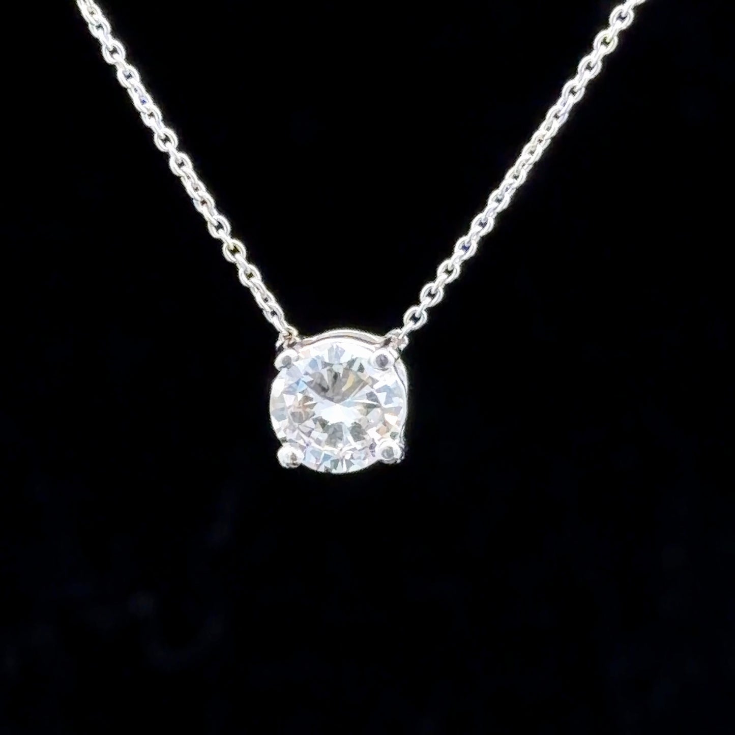 18K White Gold Diamond Pendant APPX 0.7 CTS