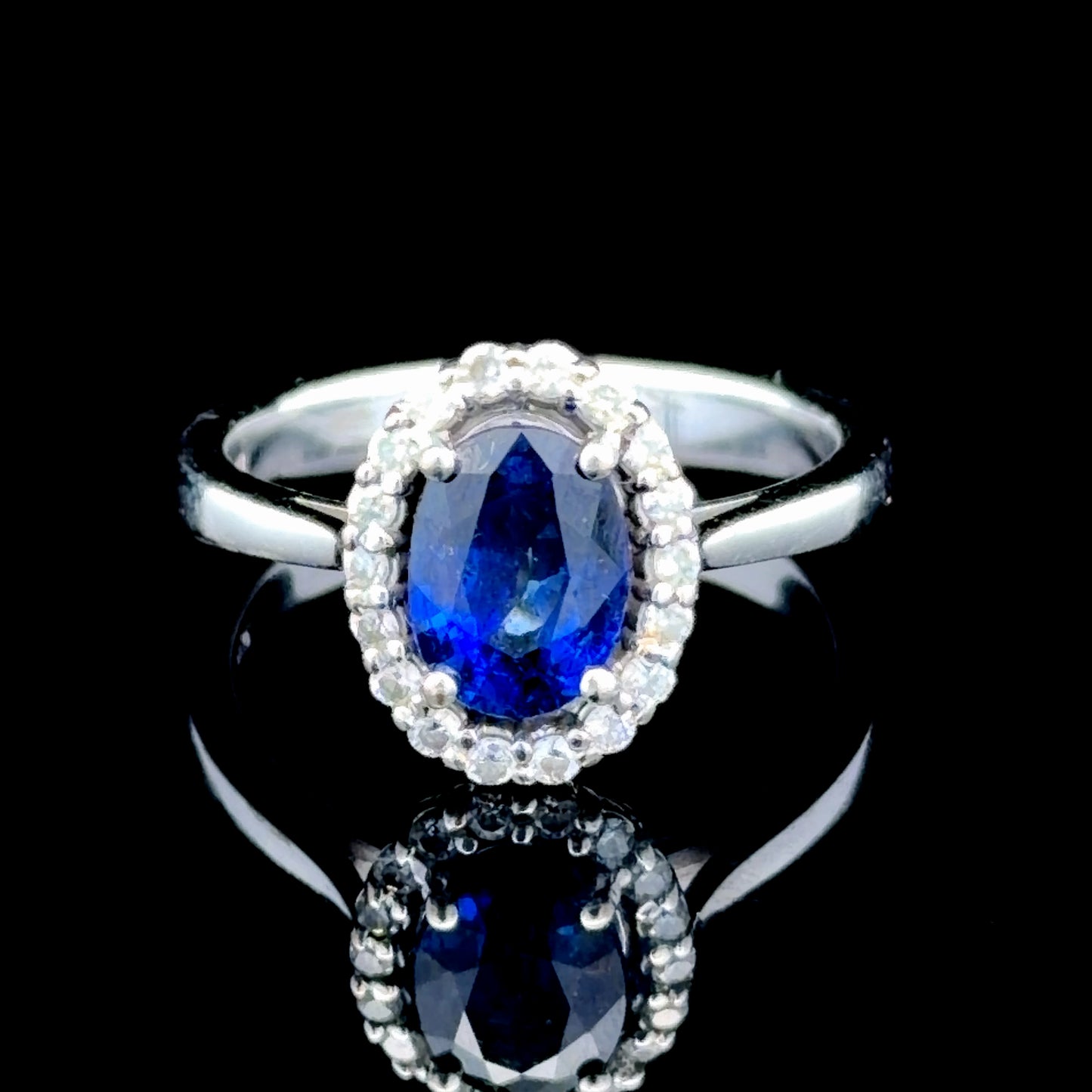 18K White Gold Sapphire & Diamond Cluster Ring