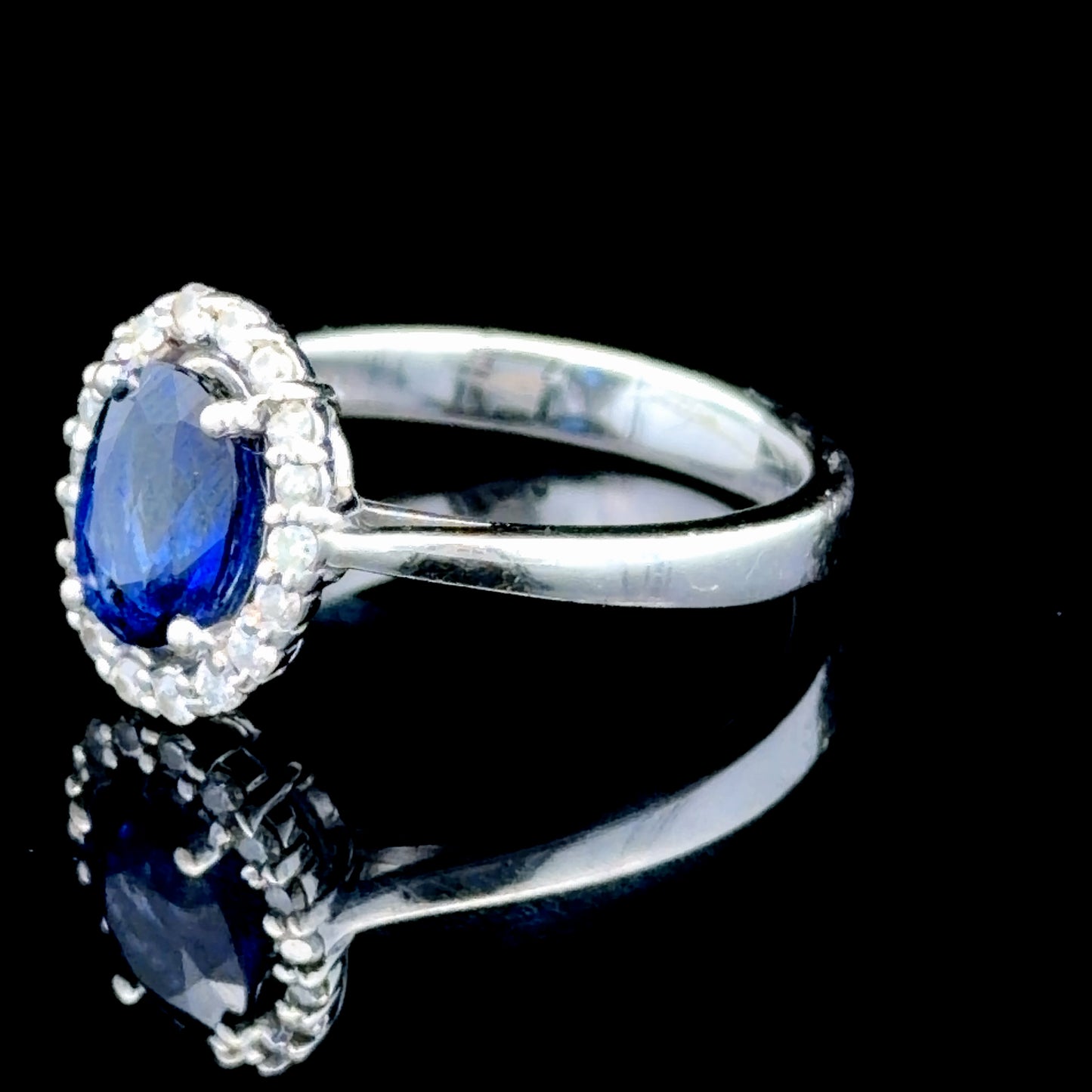 18K White Gold Sapphire & Diamond Cluster Ring