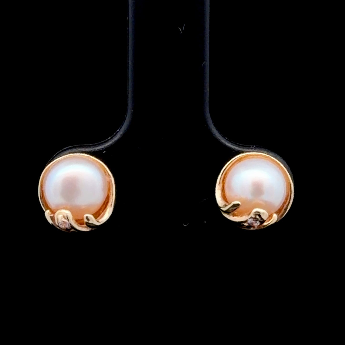 14K Yellow Gold Pink Pearl & Diamond Studs