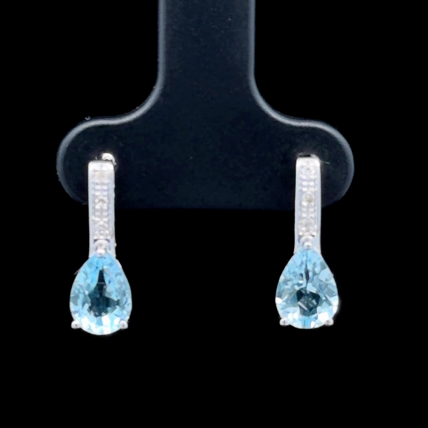 18K White Gold Aquamarine & Diamond Studs