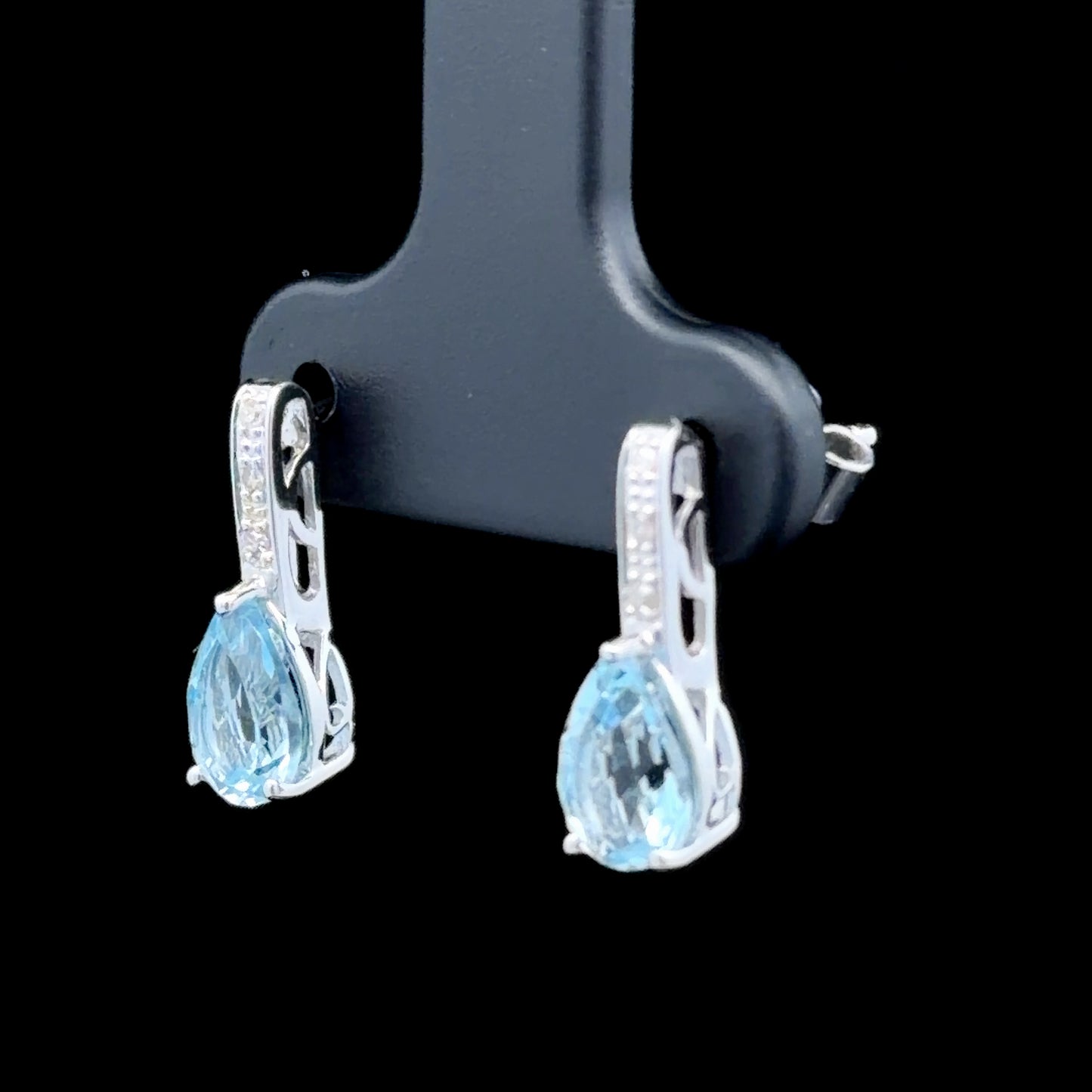18K White Gold Aquamarine & Diamond Studs