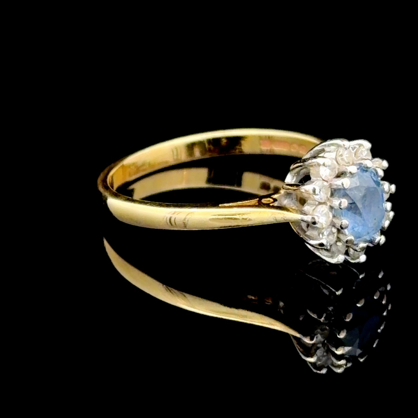 18K Yellow Gold Diamond Sapphire Cluster Ring