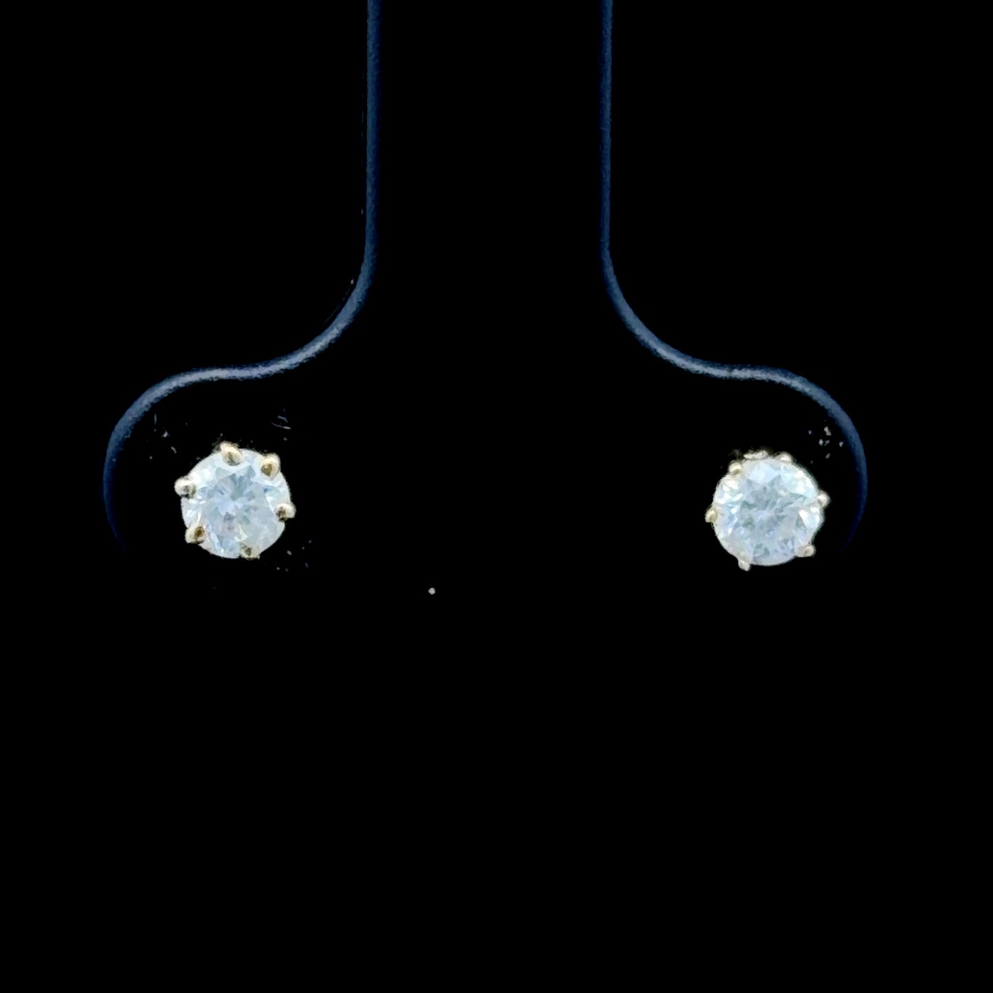 18K Yellow Gold Diamond Studs APPX 0.3 CTS