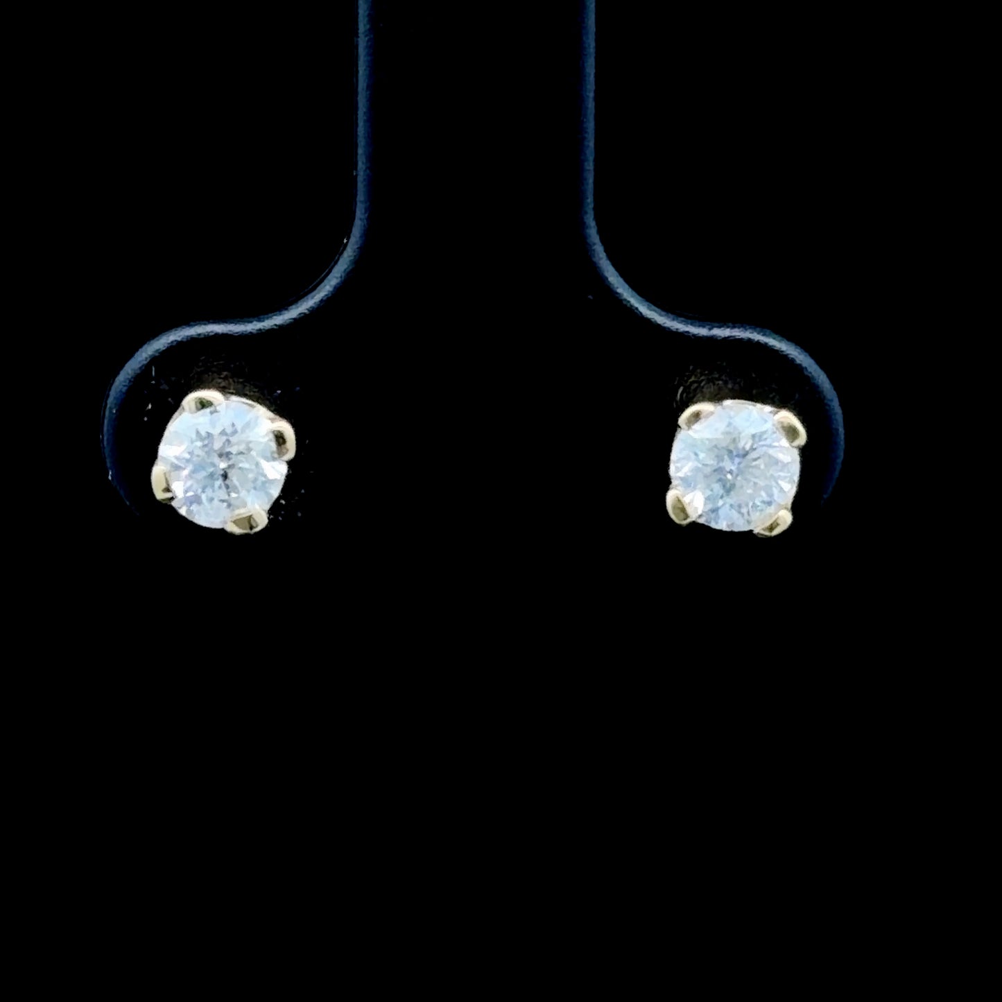 18K Yellow Gold Diamond Studs APPX 0.5 CTS