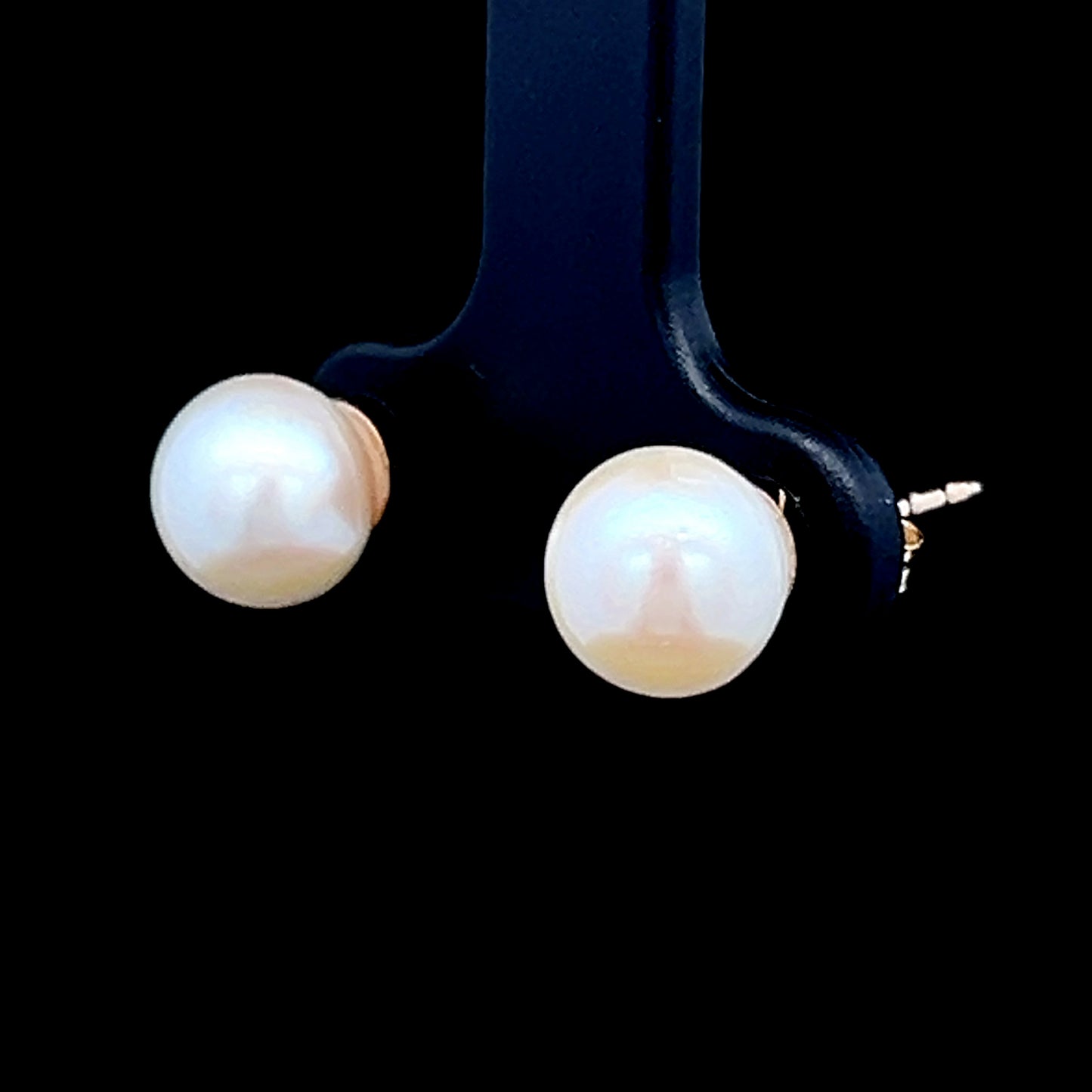 9K Yellow Gold Pearl Studs