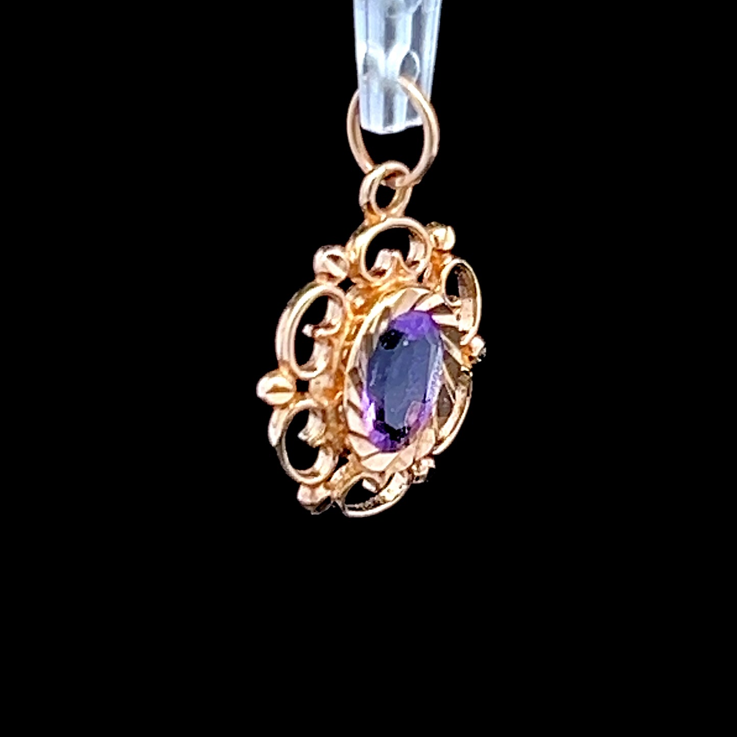 9K Yellow Gold Amethyst Pendant