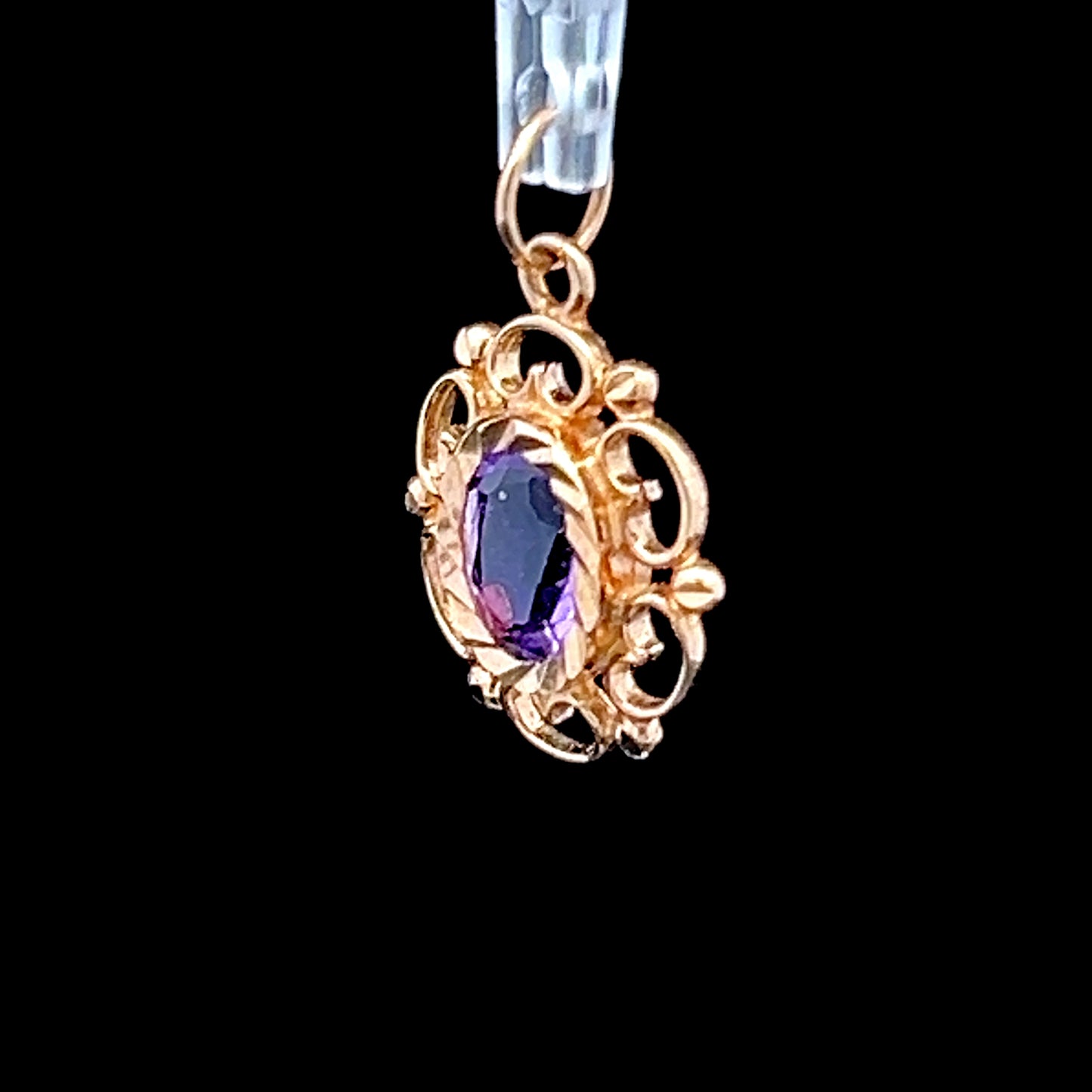 9K Yellow Gold Amethyst Pendant