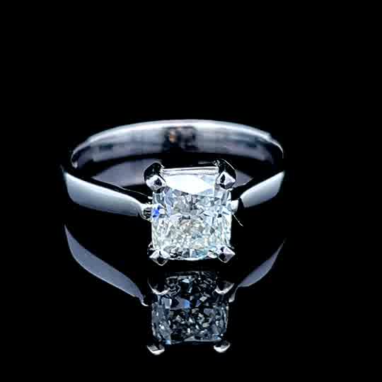 Platinum Diamond Solitaire Ring APPX 1.70 CTS SI2/L Certification