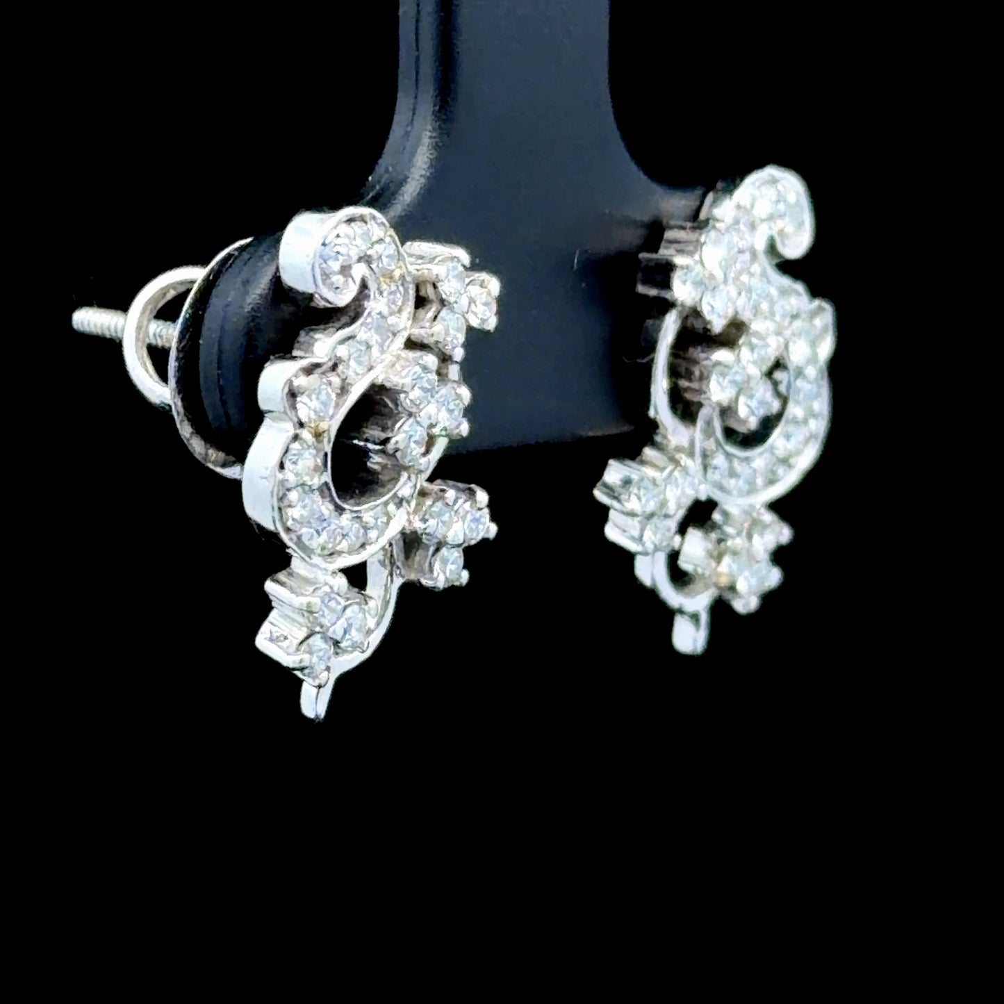 18K White Gold Diamond Earrings APPX 1.0 CTS Total