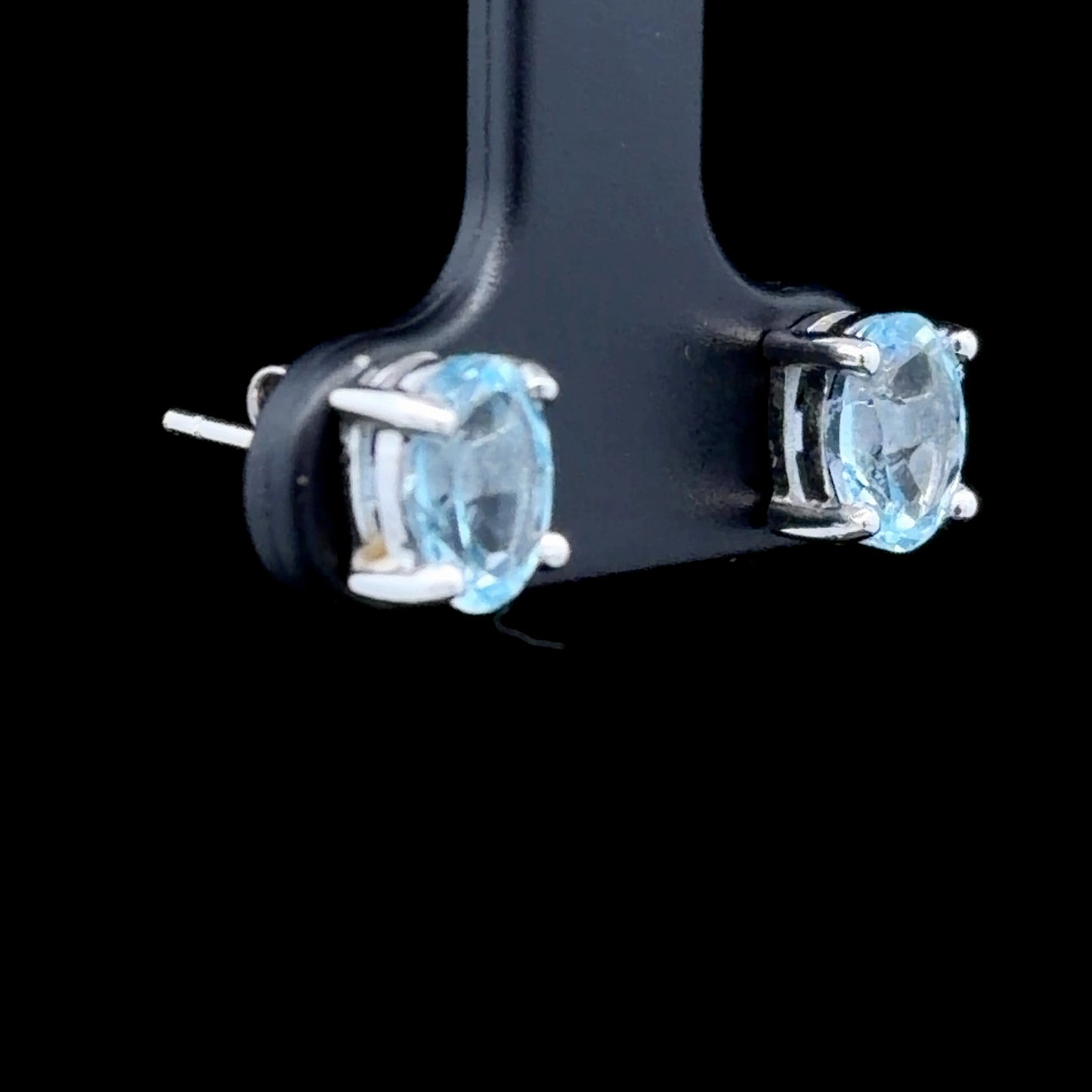 9K White Gold Topaz Studs