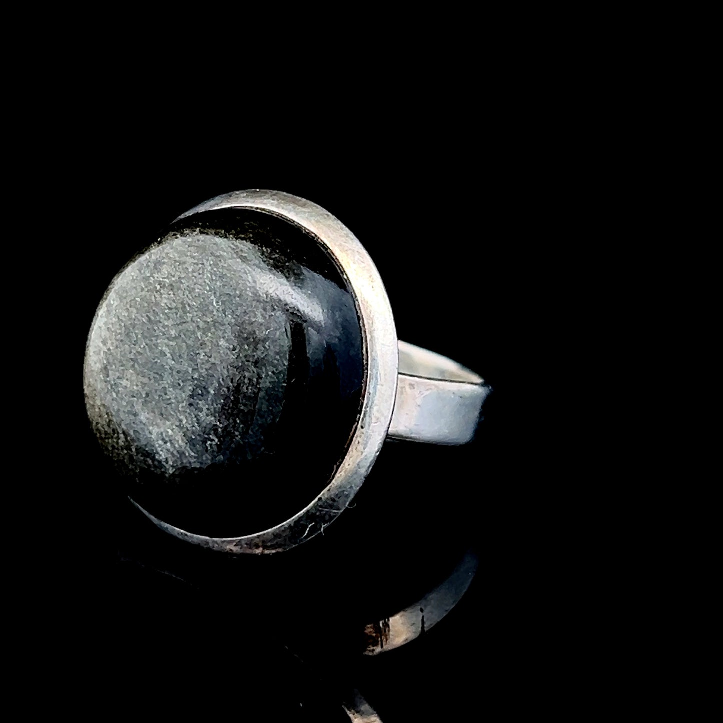 Silver Round Dark Green Stone Ring