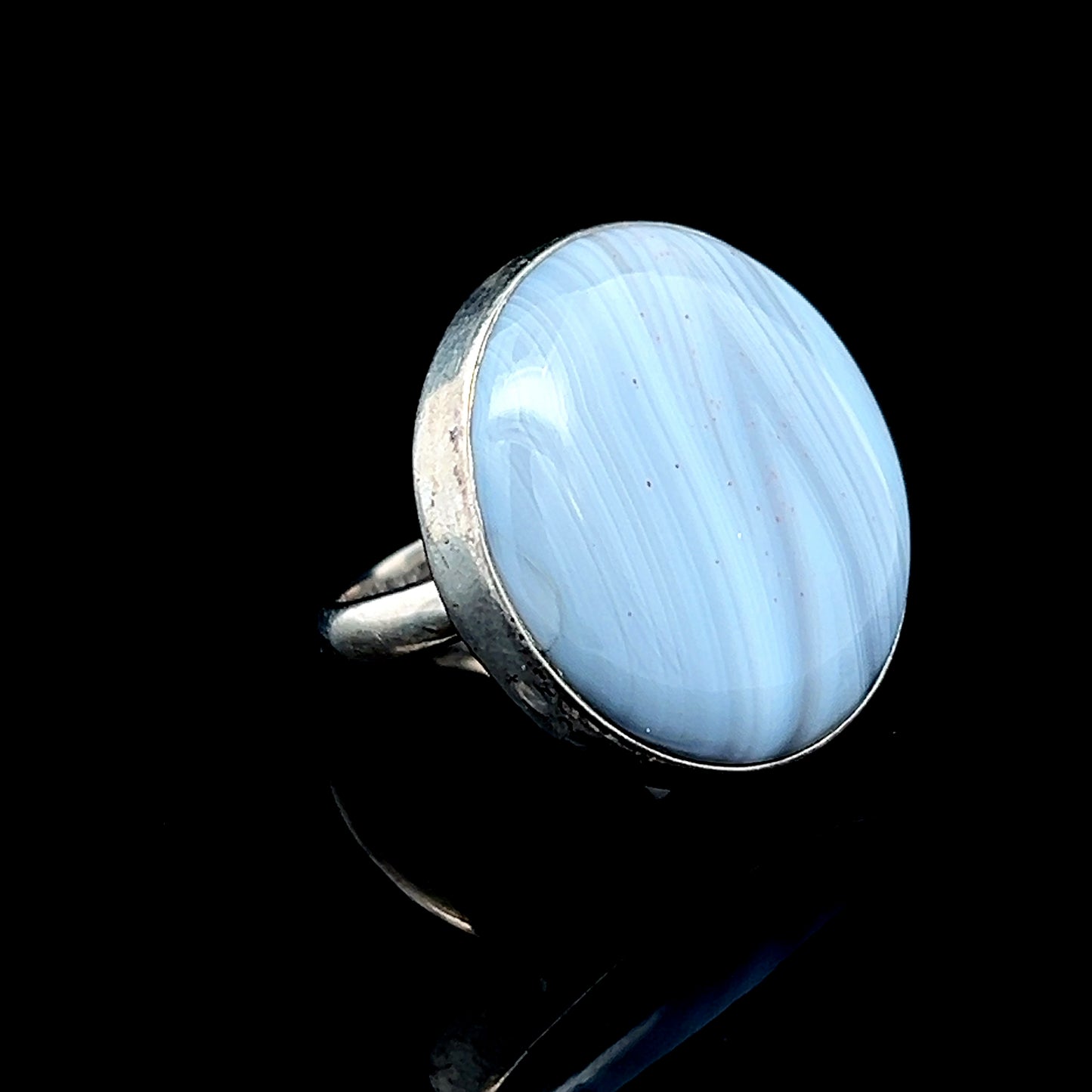 Round Blue Lace Agate Silver Ring