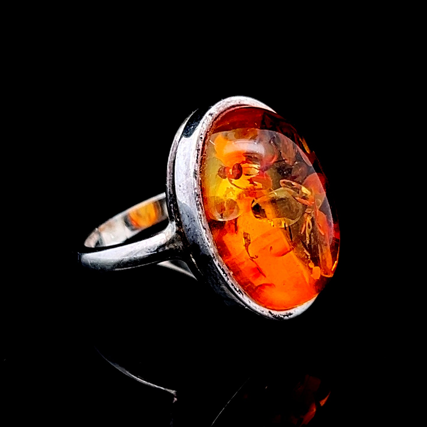 Silver Oval Amber Ring