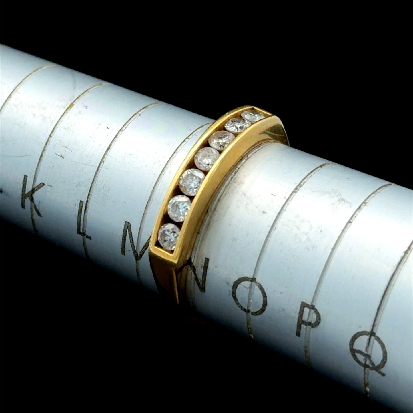 18K Yellow Gold Diamond Band APPX 0.33 CTS