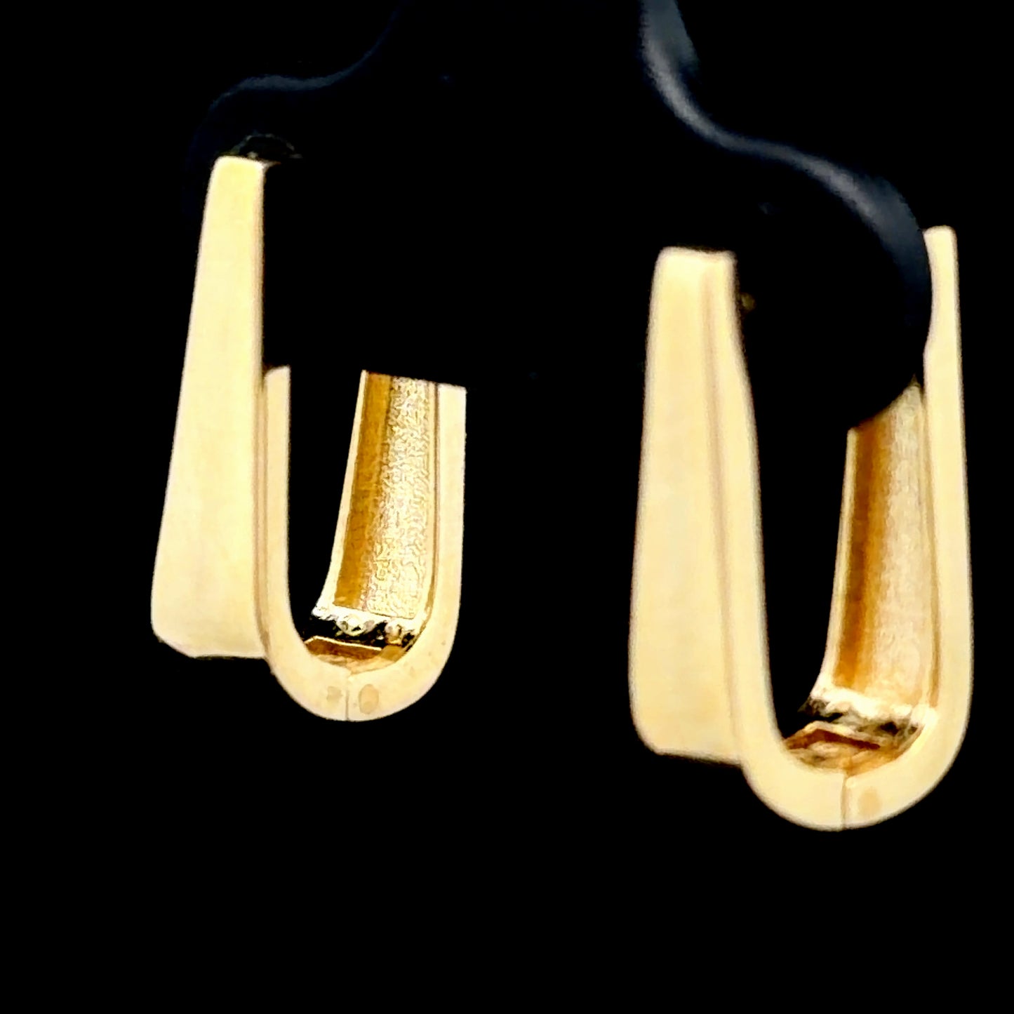 9K Yellow Gold Huggies