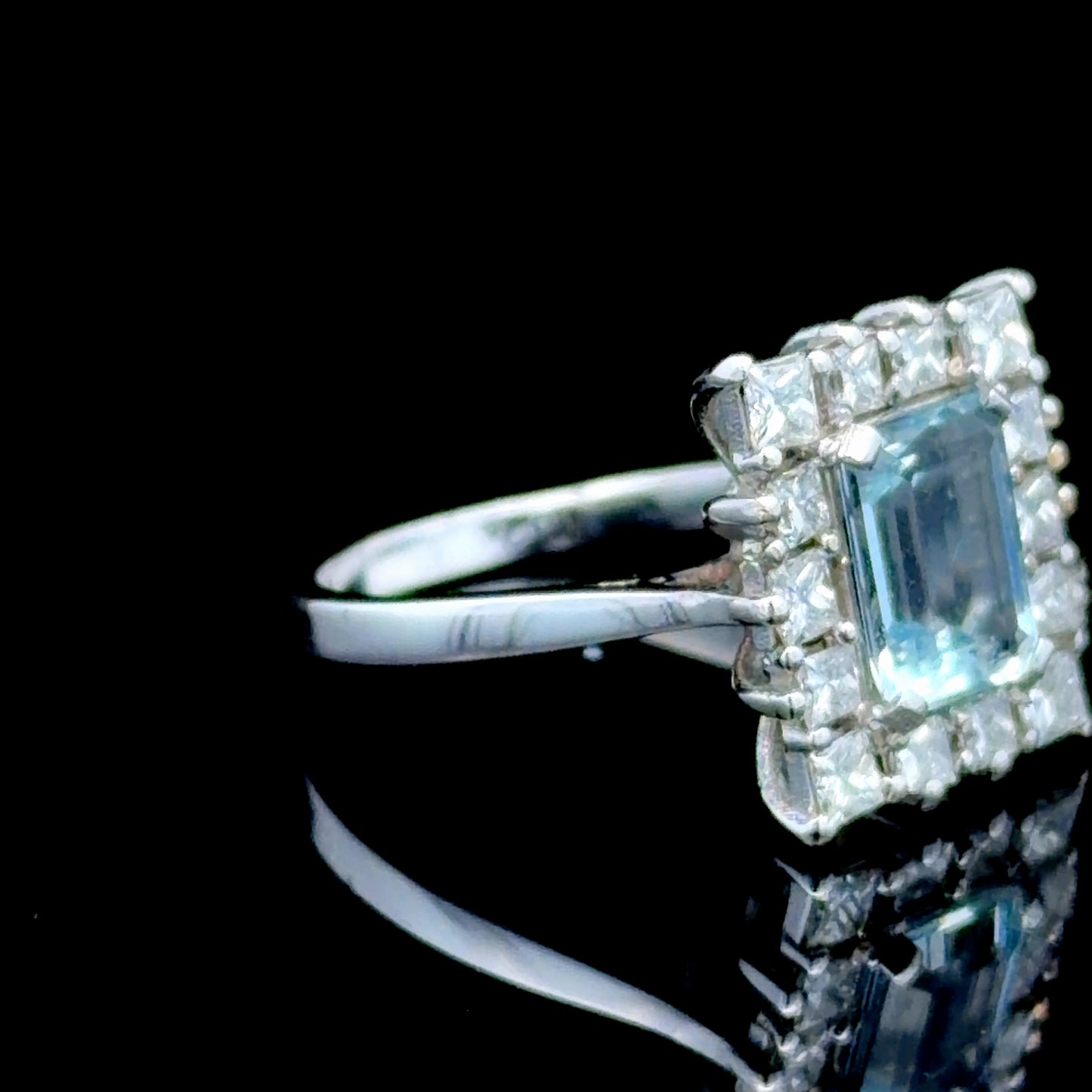 Platinum Aquamarine & Diamond Ring