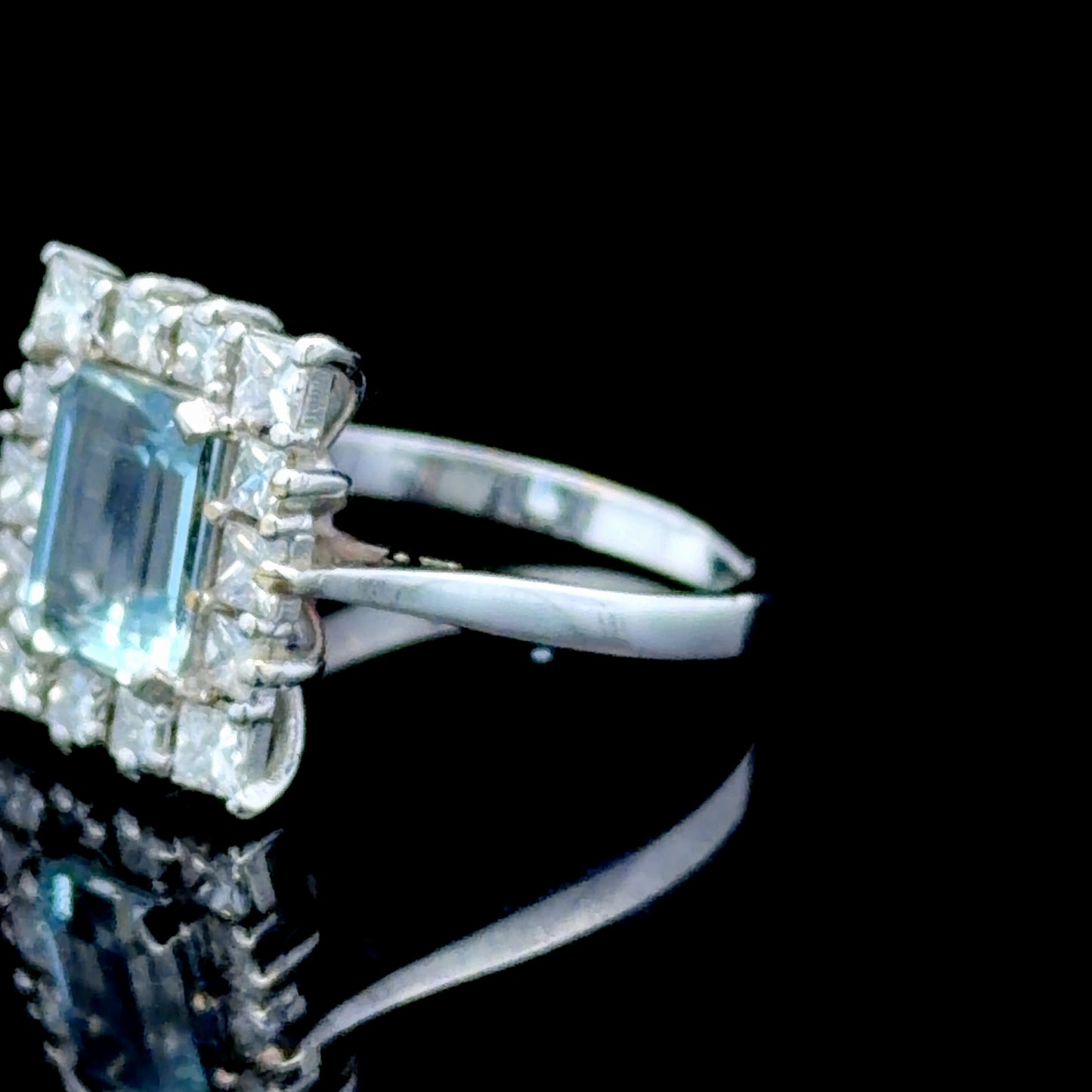 Platinum Aquamarine & Diamond Ring