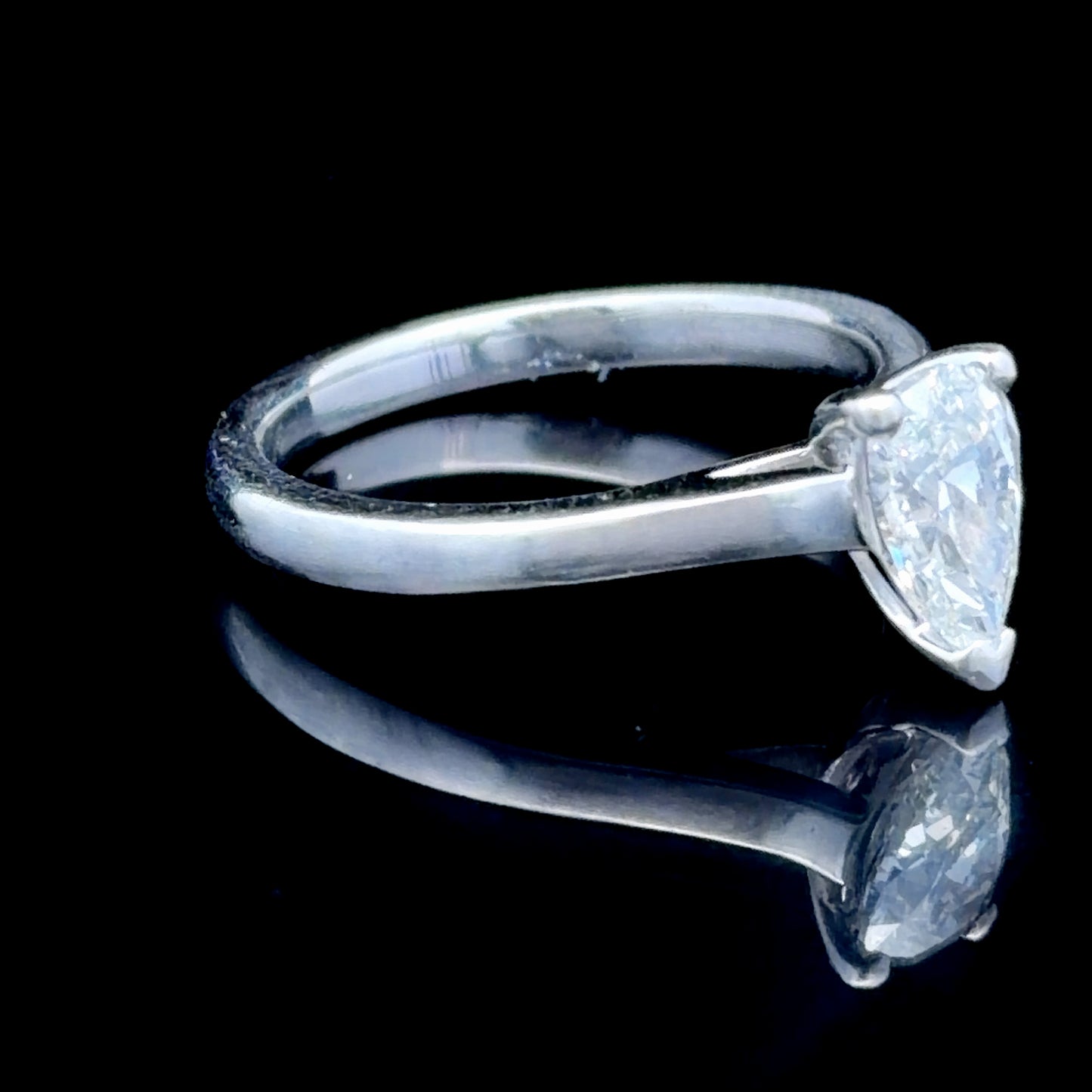 Platinum Pear-Cut Diamond Solitaire Ring APPX 1.05 CTS