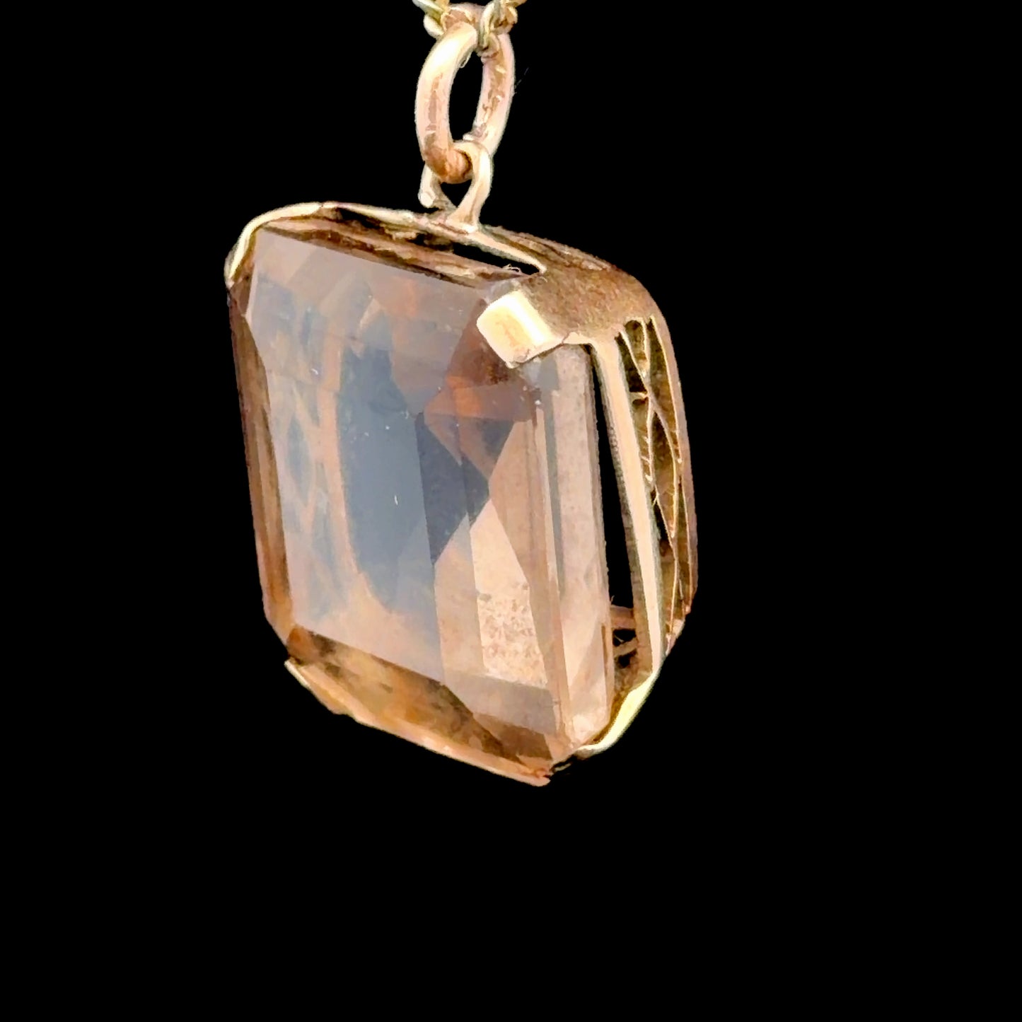 9K Yellow Gold Smokey Quartz Pendant