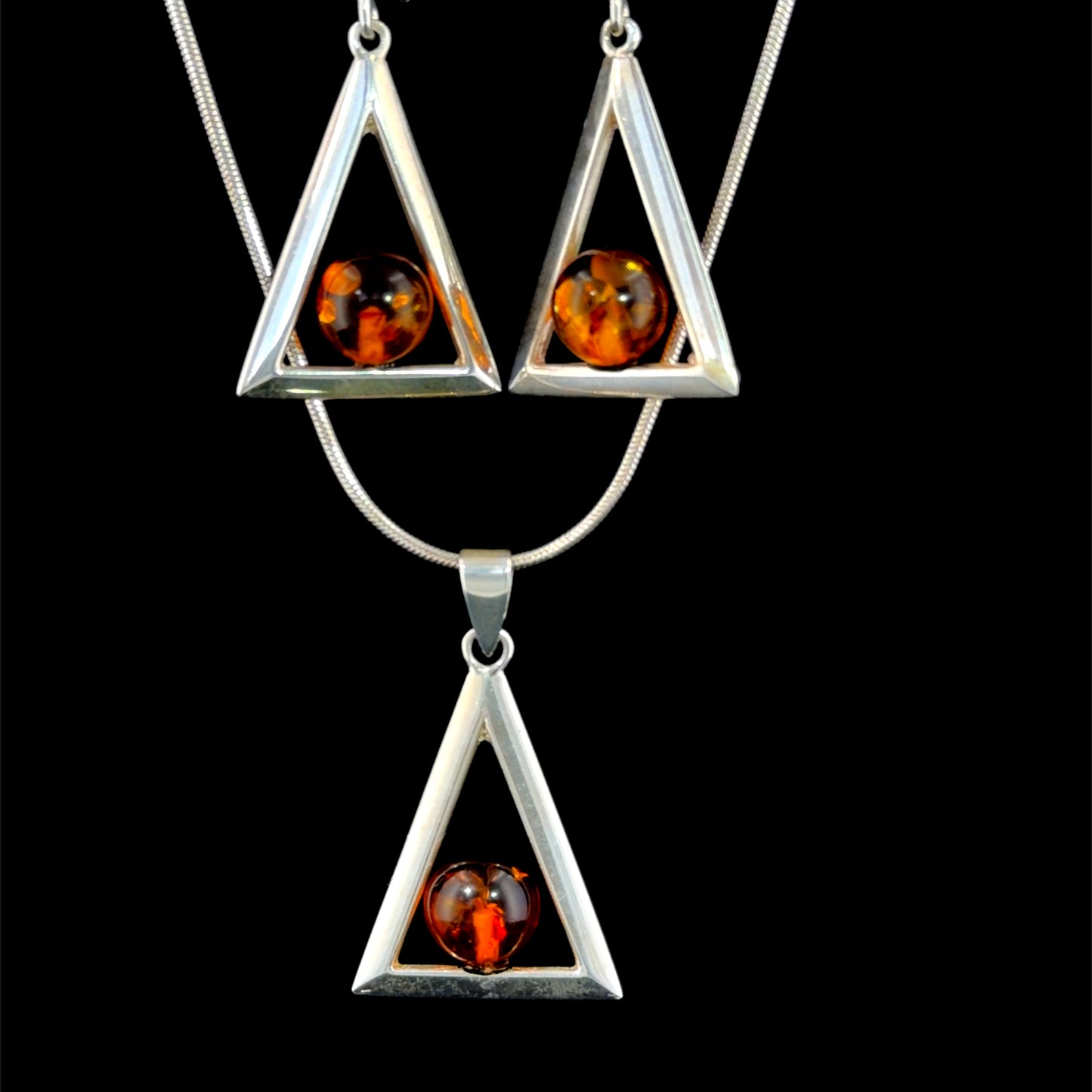 Lovely Silver & Amber Triangular Pendant Necklace and Hook Earring Suite