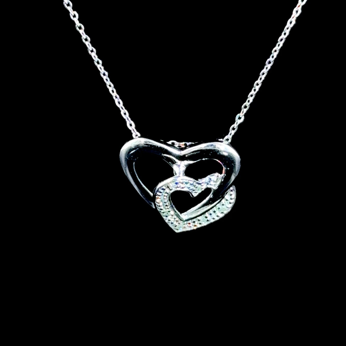 9K White Gold Dual Heart Pendant & Chain