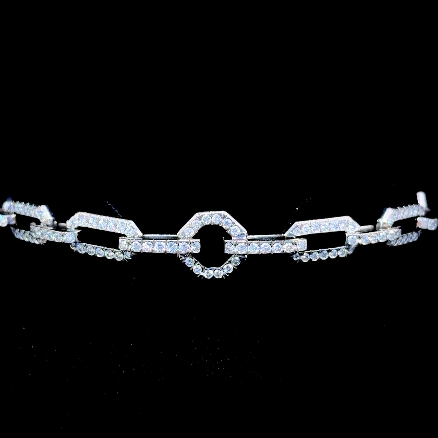 A Magnificent Appx. 3Ct Diamond Pave’ Set link Bracelet in 18k White Gold By David Yurman