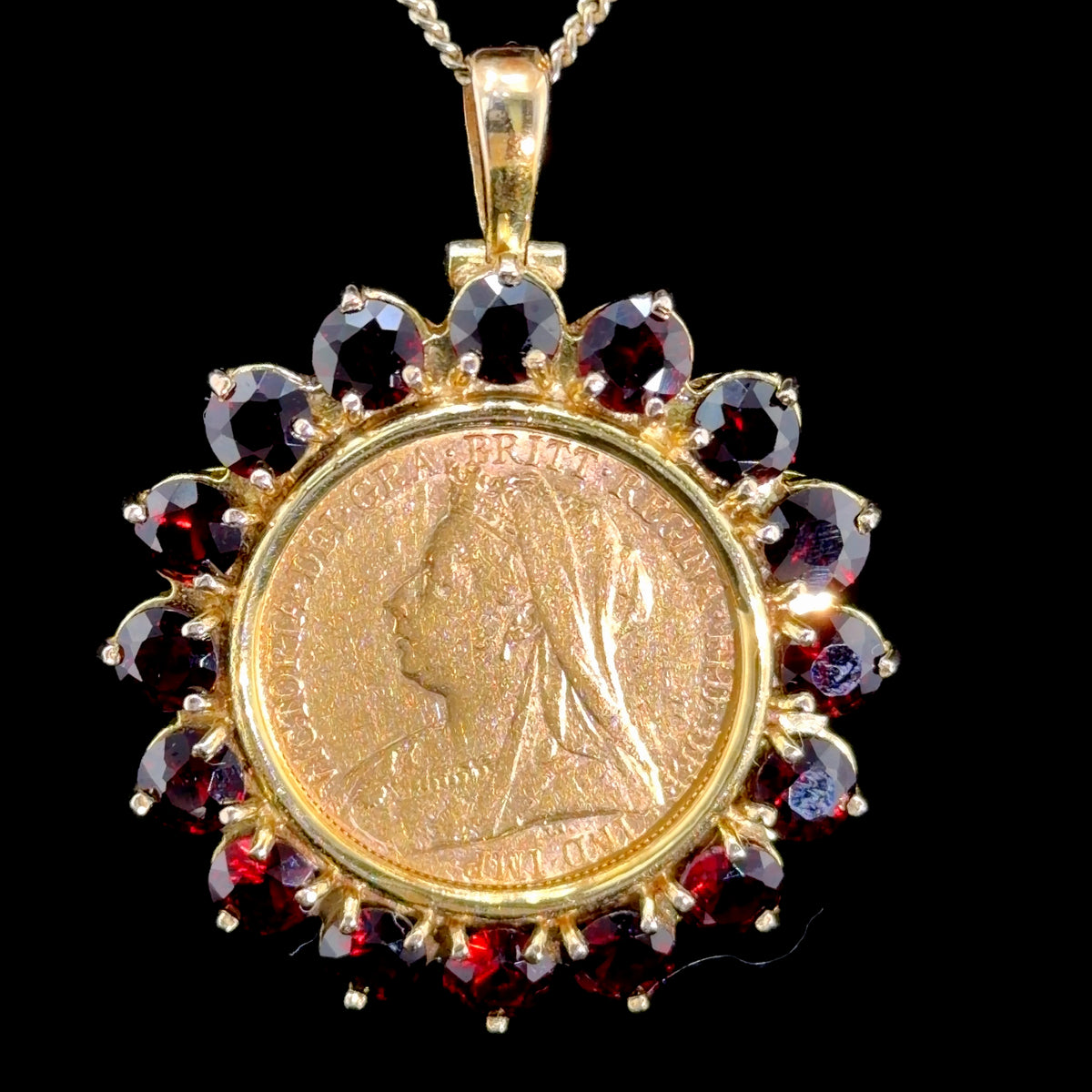 A Lovely Large Vintage 9k Yellow Gold & Garnet (0.8ct) Pendant Having A Melbourne Minted Victoria 22Ct Sovereign (Having General Circulation Marks).
