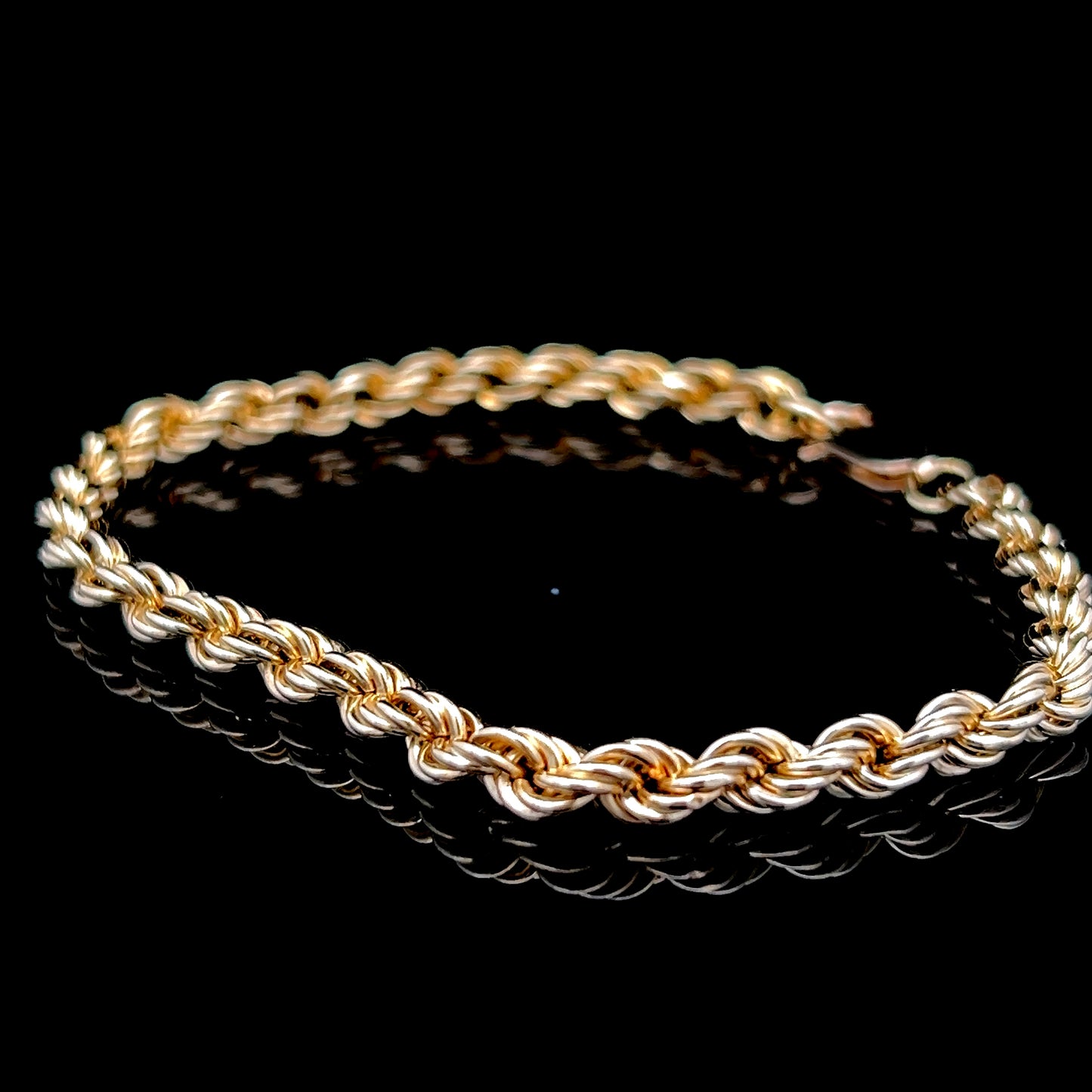 9K Yellow Gold Rope Twist Bracelet